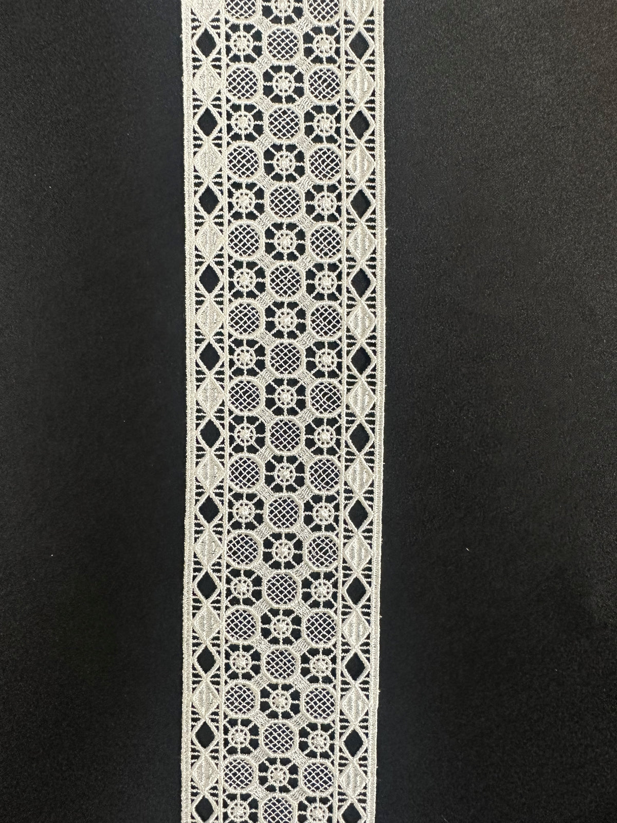 Bordure en dentelle ivoire - Unicorn