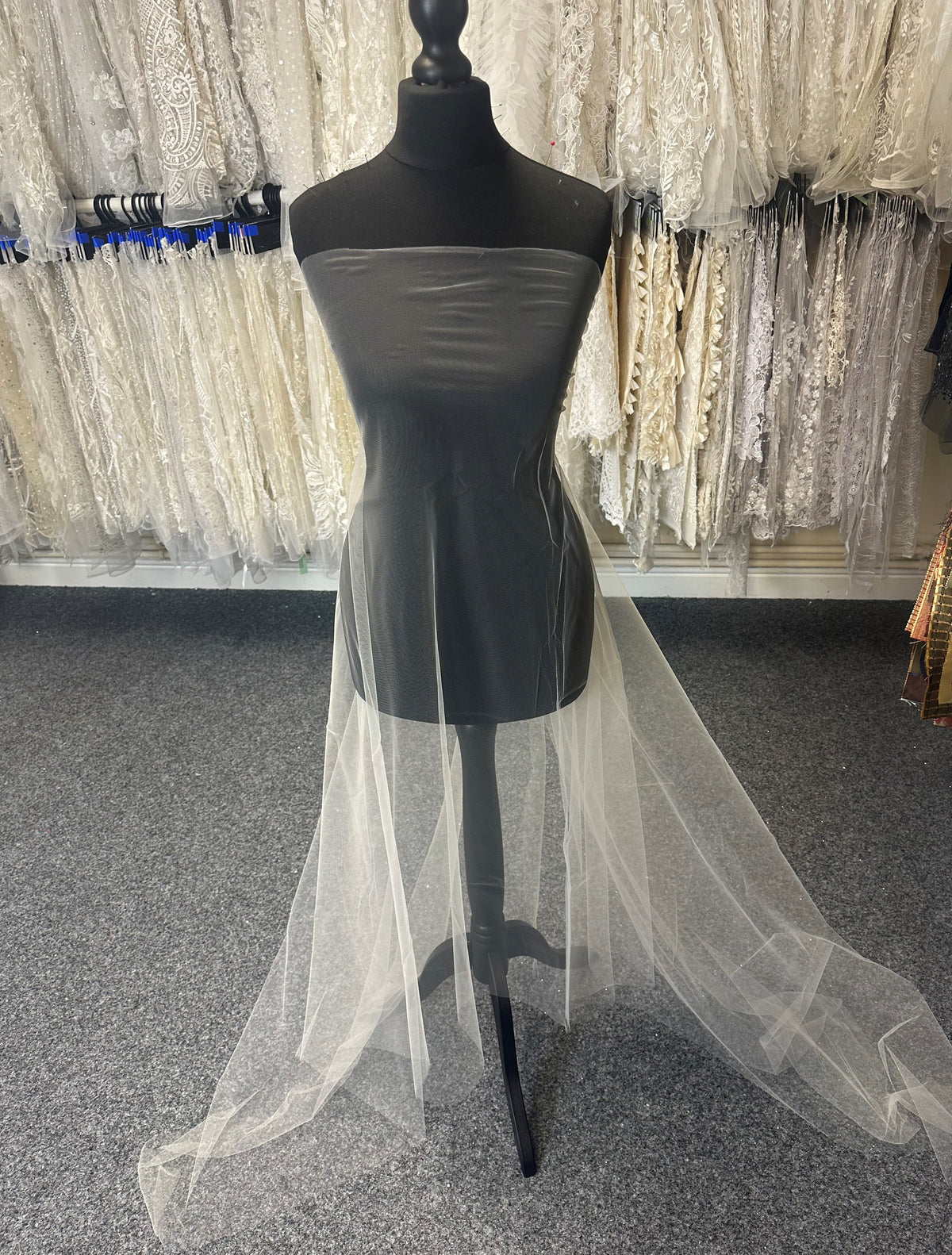 Tulle de mariée champagne pour voiles – Romance