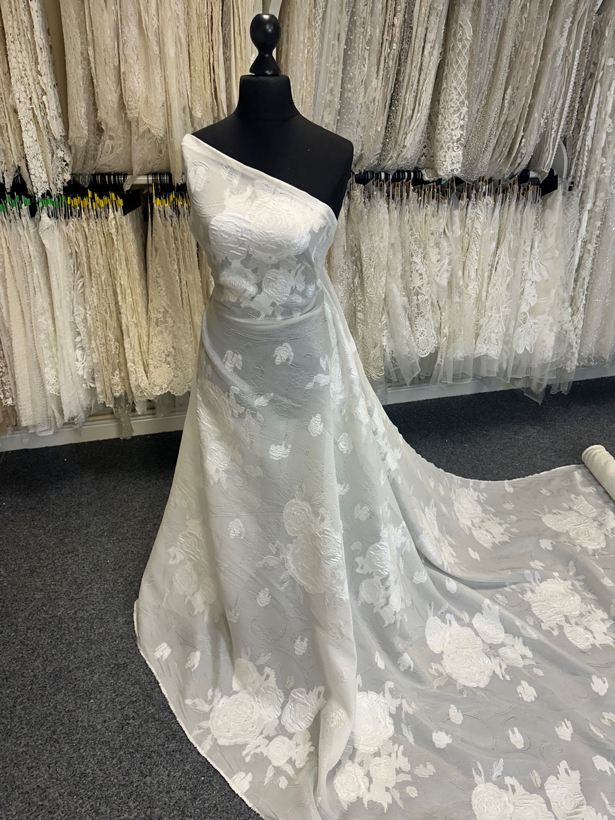 Brocart italien ivoire - Prodigious