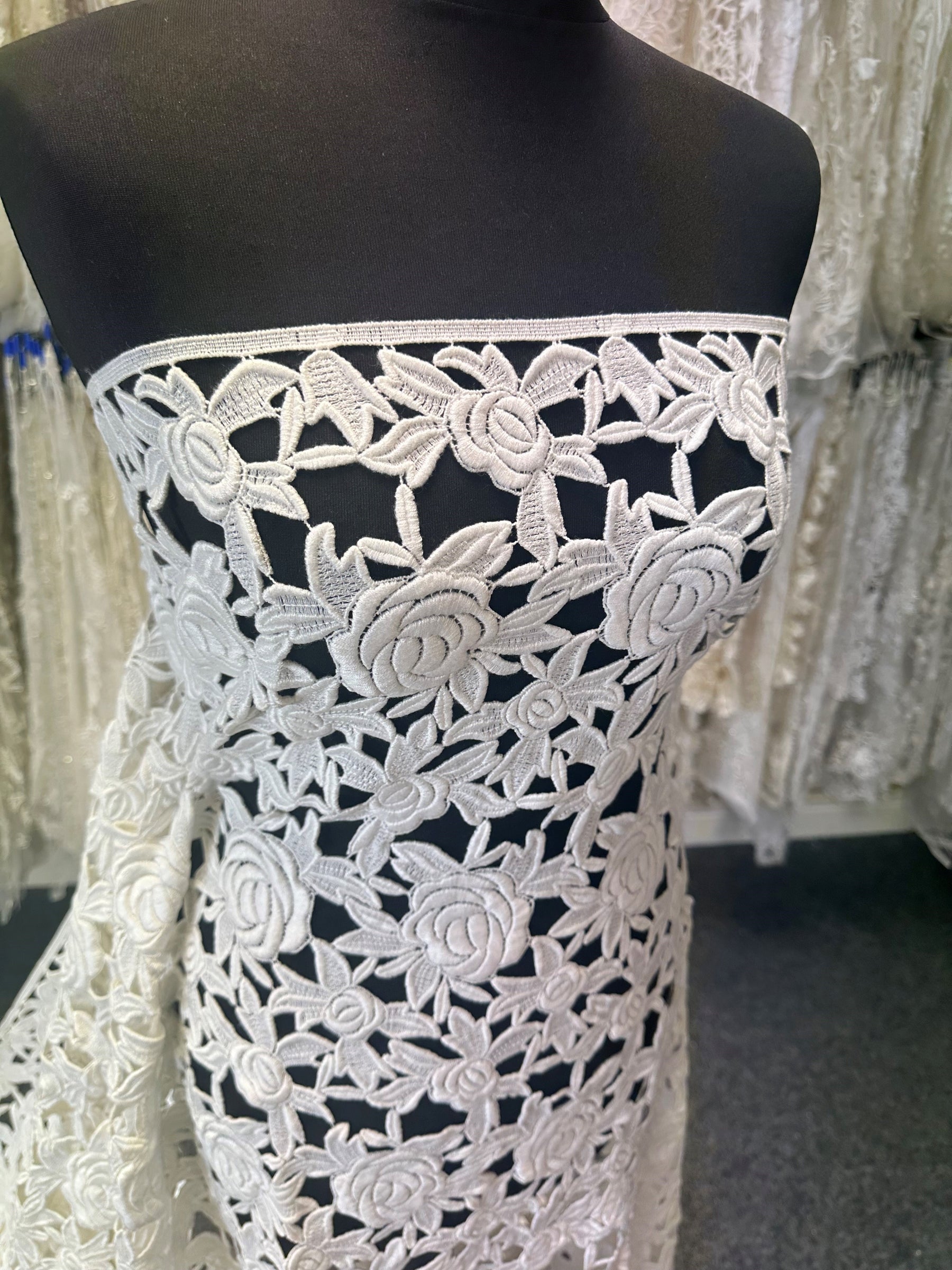 Dentelle guipure ivoire - Siff