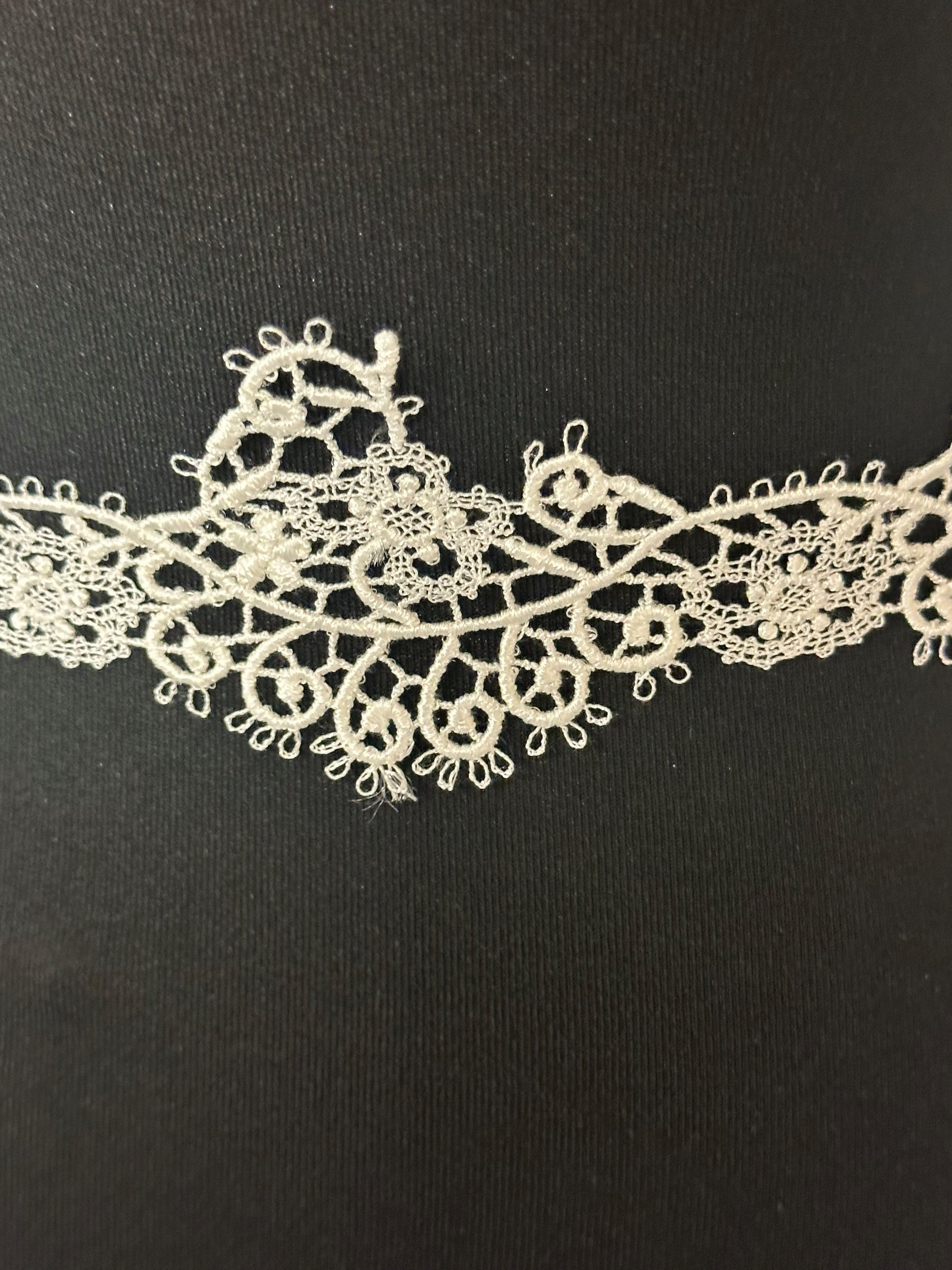 Bordure en dentelle ivoire guipure - Faith
