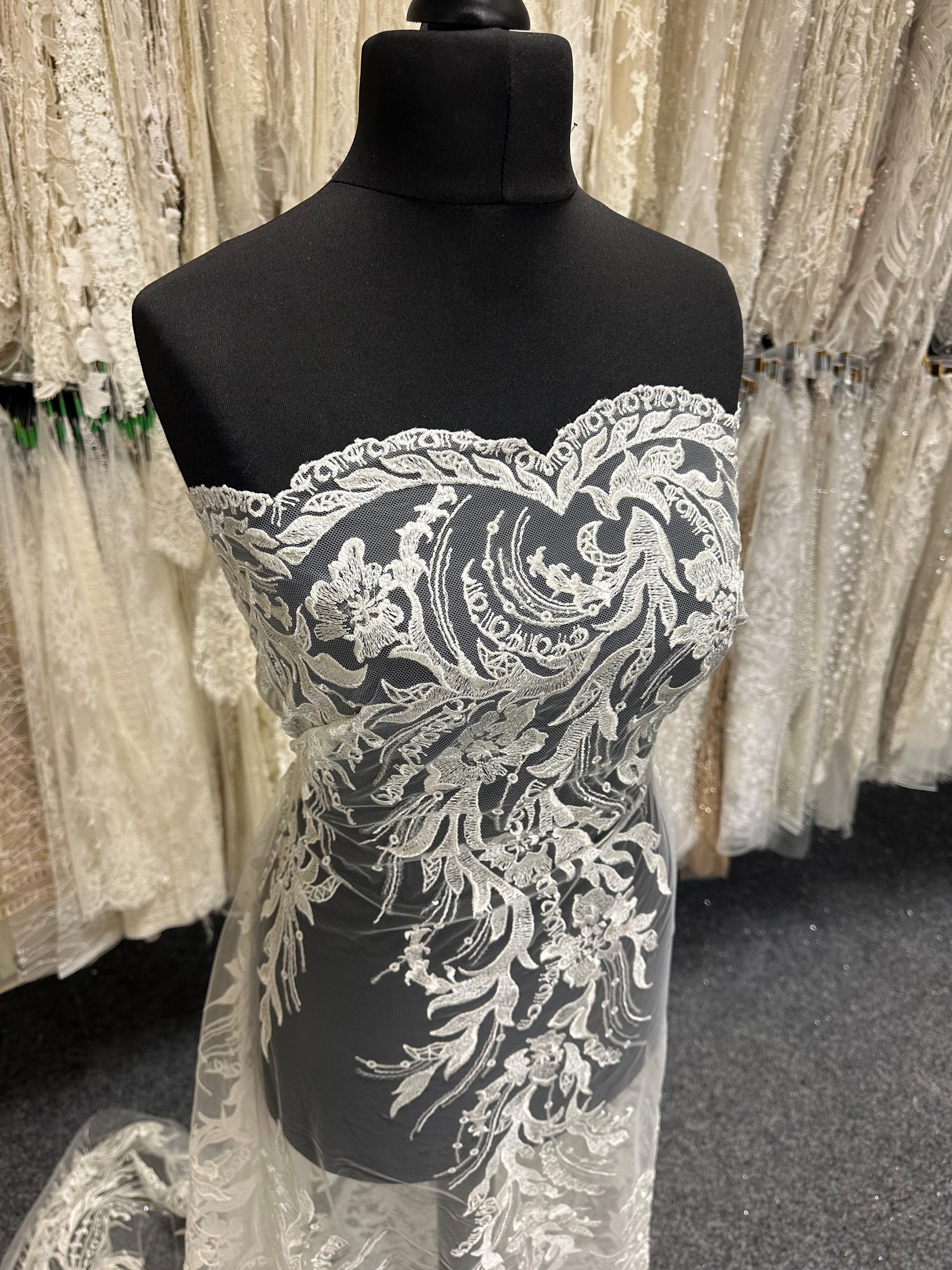 Dentelle Broderie Ivoire - Abrielle