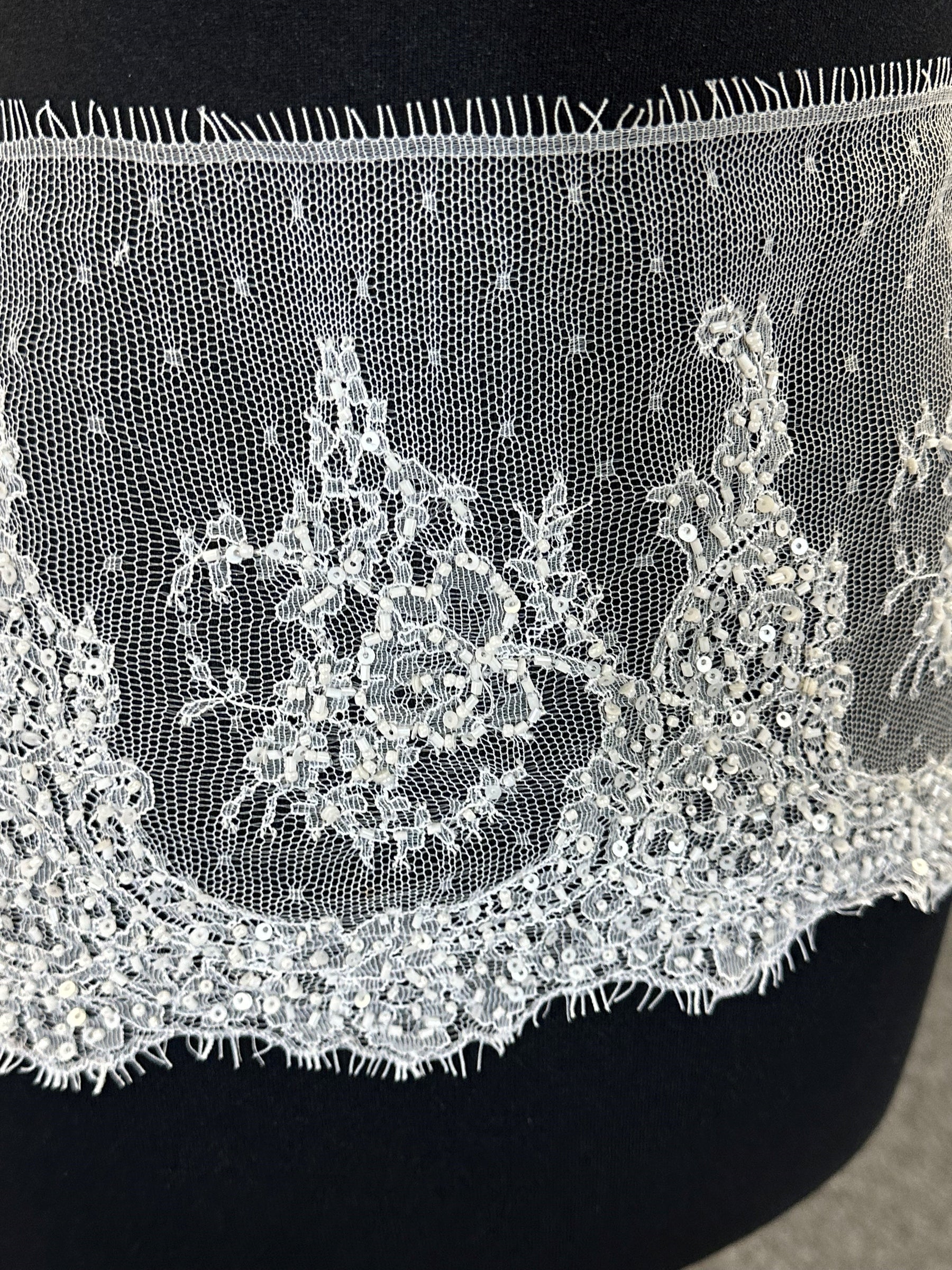 Galon de Dentelle Perlé Ivoire – Acer