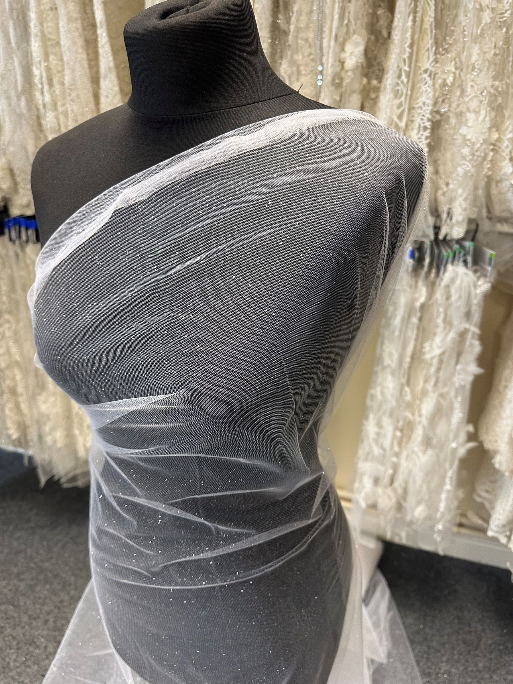 Tulle pailleté ivoire - Guirlandes