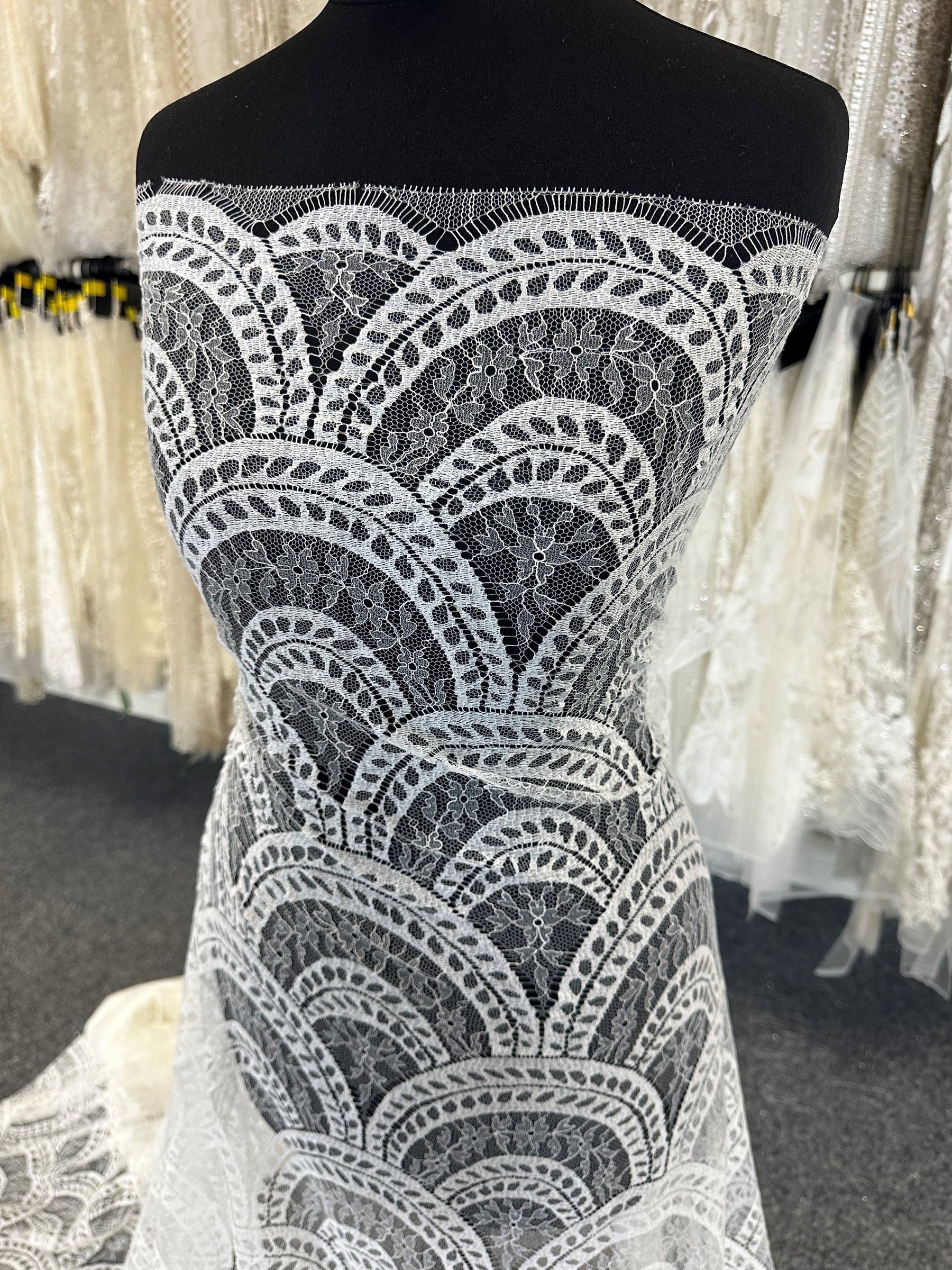 Dentelle Chantilly Ivoire - Solveig