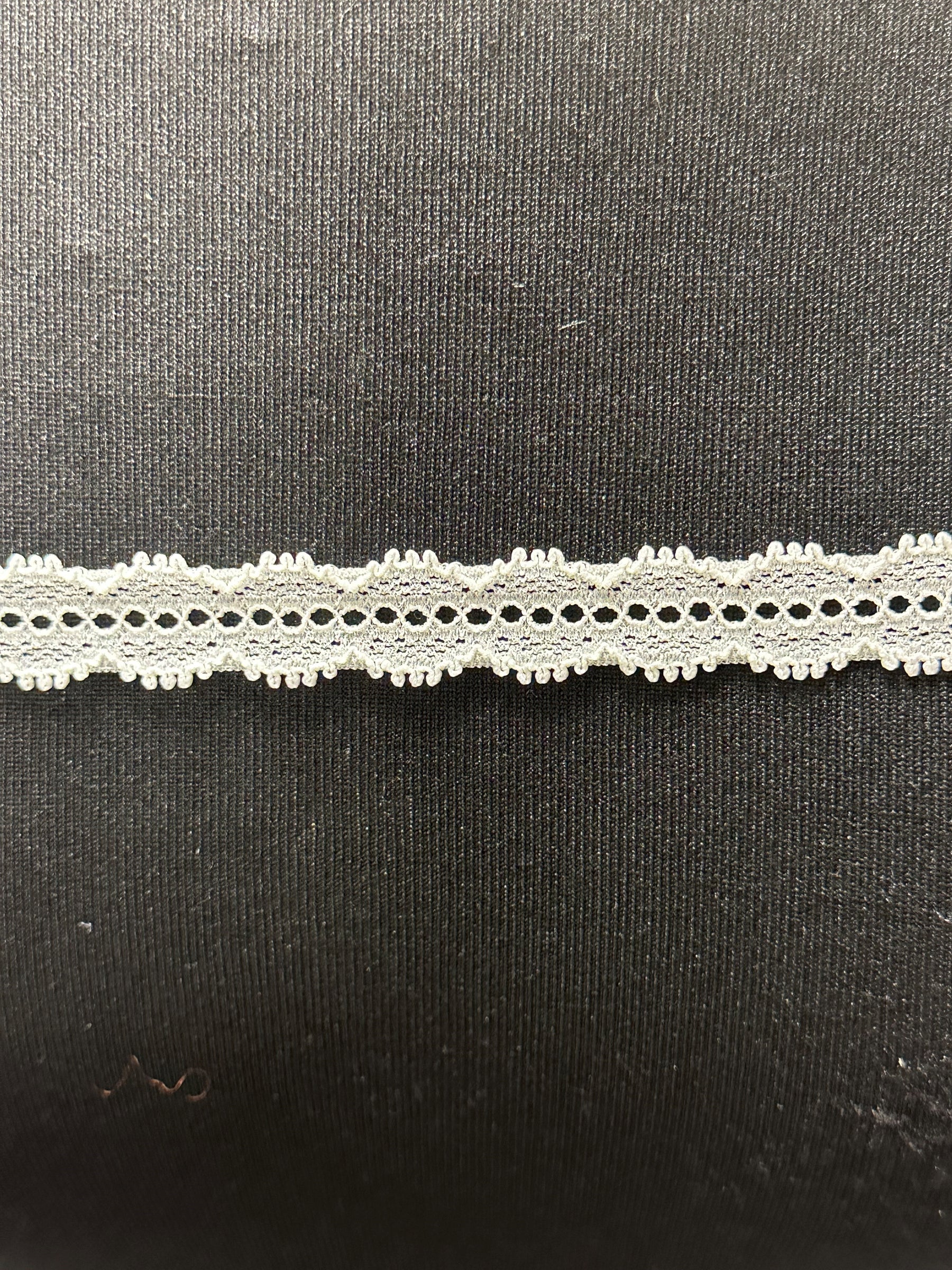 Galon de Dentelle Ivoire - Chestnut