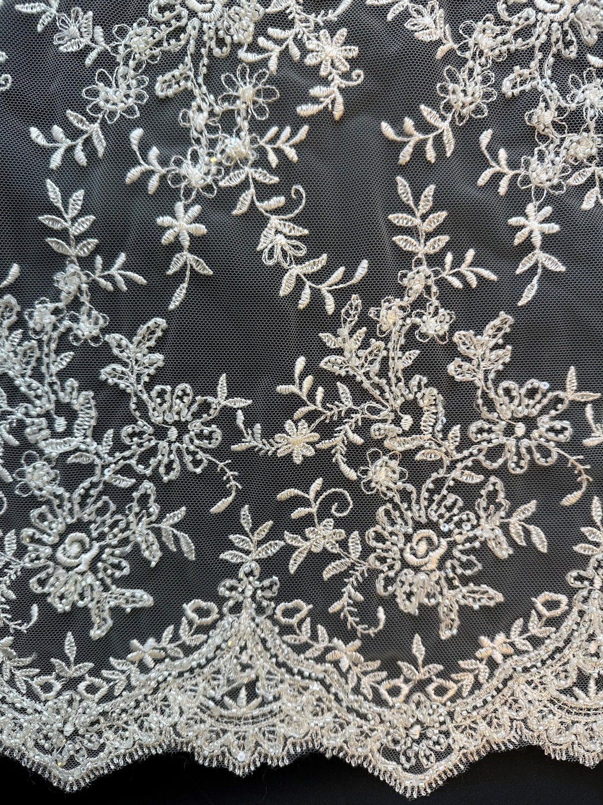 Dentelle perlée ivoire - Hada (CF Hannah)