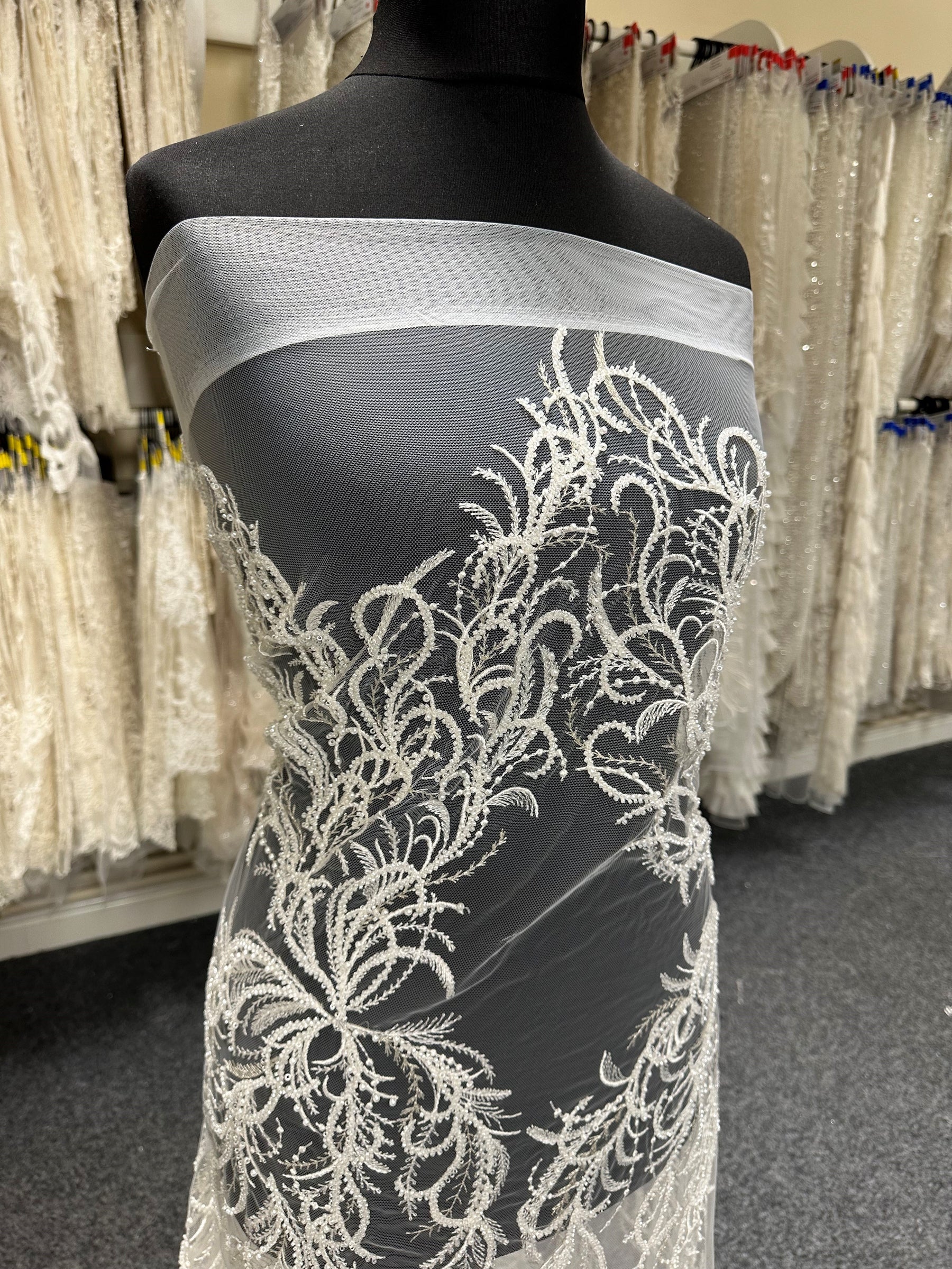 Dentelle Perlée Ivoire - Zanobia