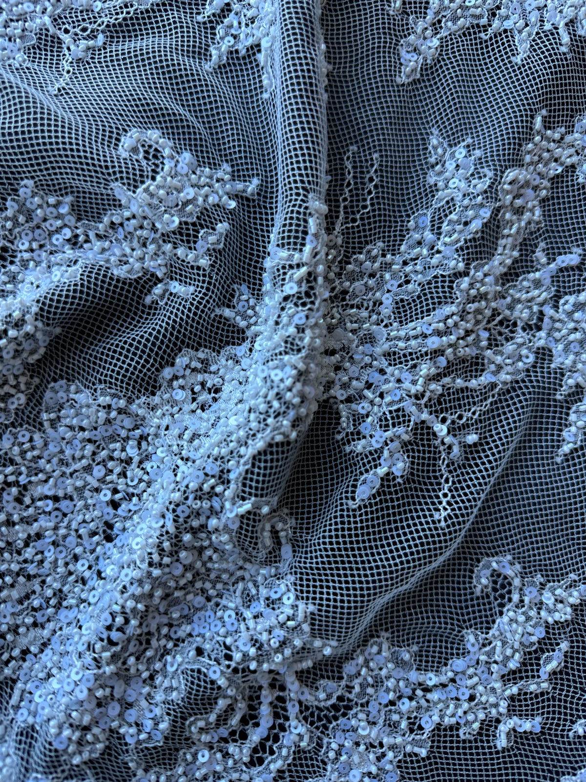 Dentelle Raschel perlée à la main ivoire - Decima