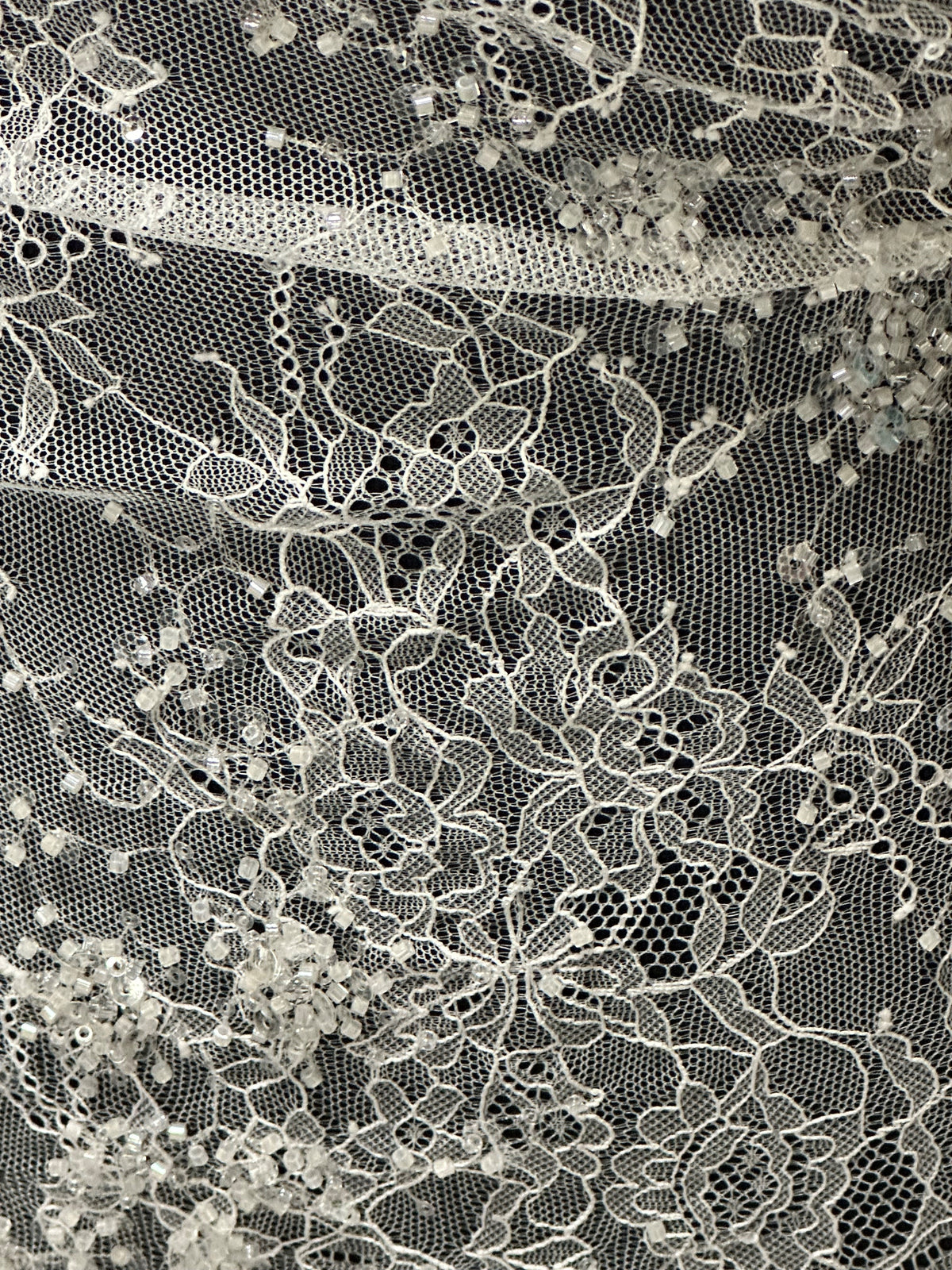 Dentelle ivoire à cordons et paillettes - Fronnie