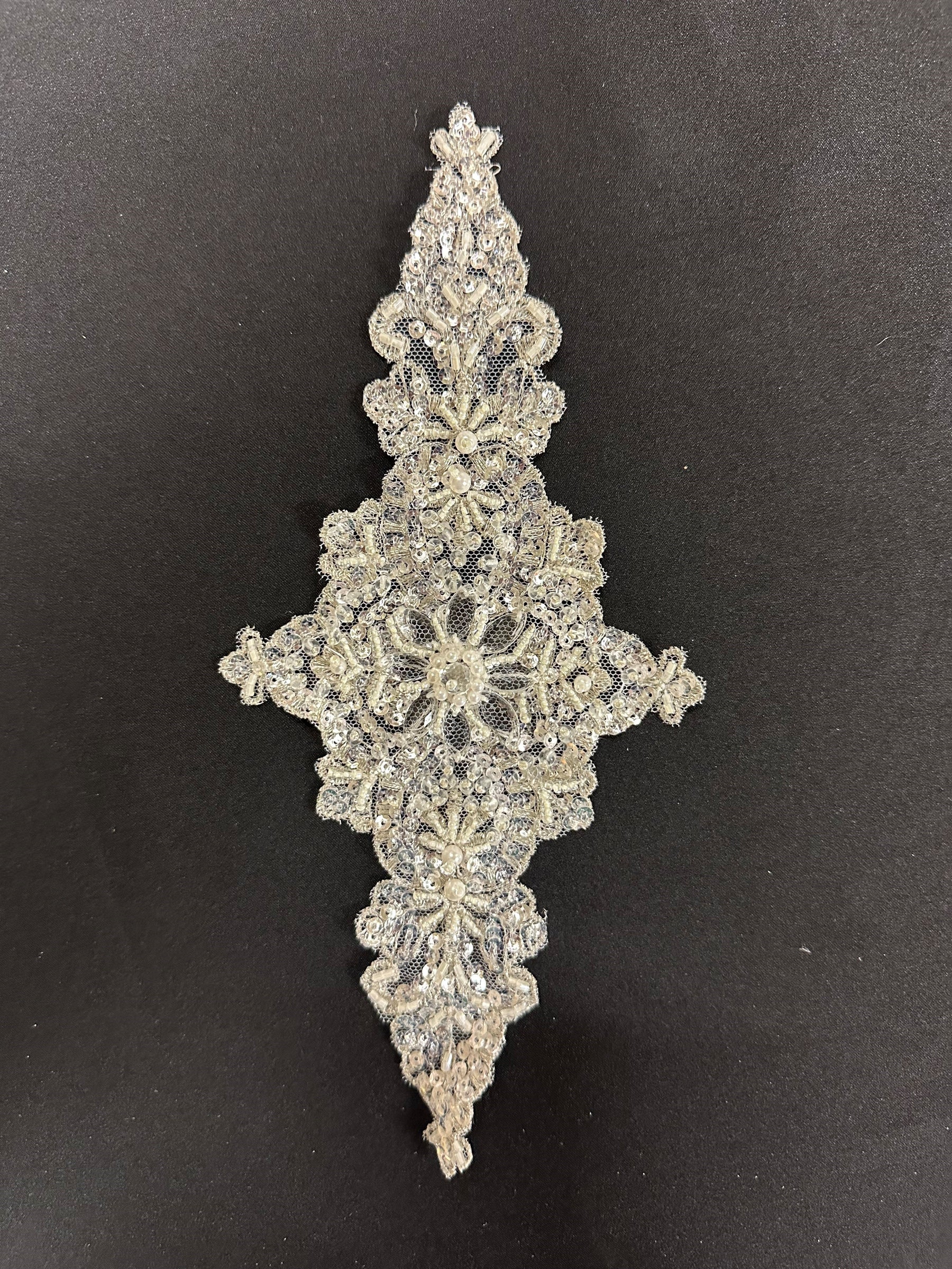 Applique en cristal brodée - Mirabelle
