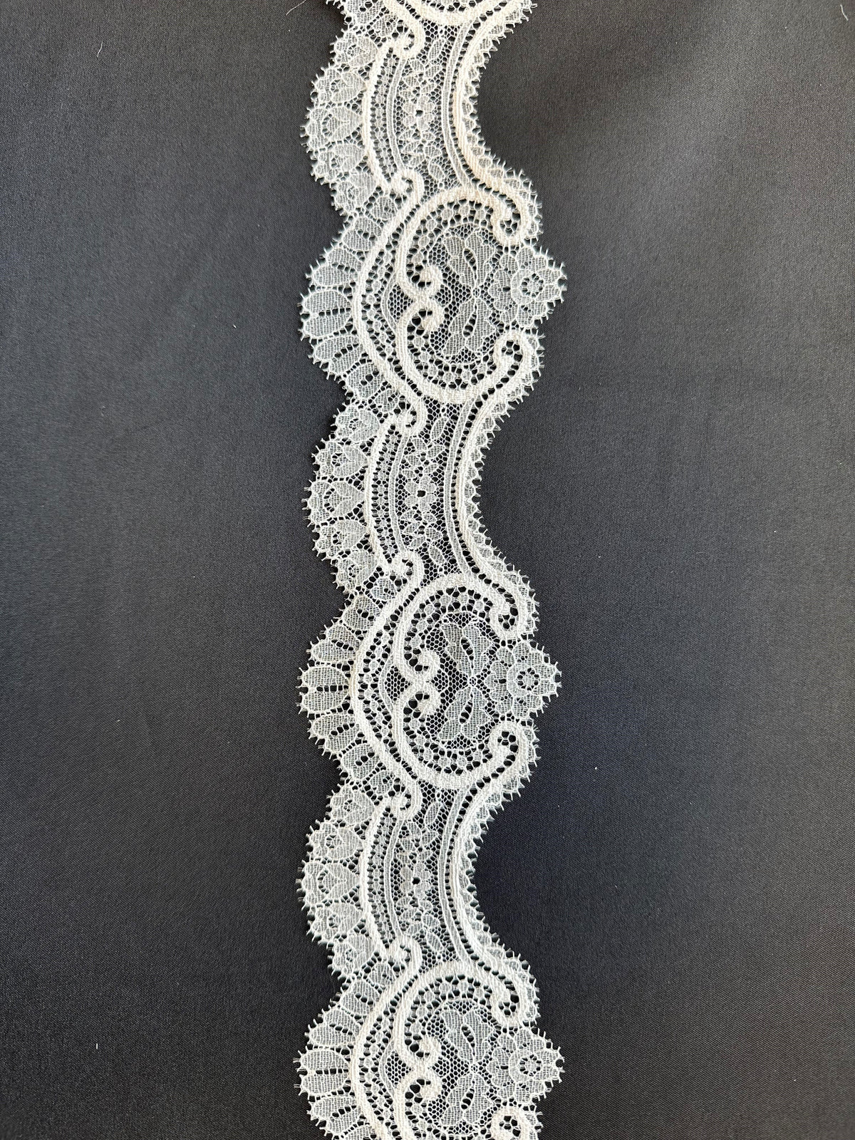 Bordure en dentelle de mariée ivoire - Raine