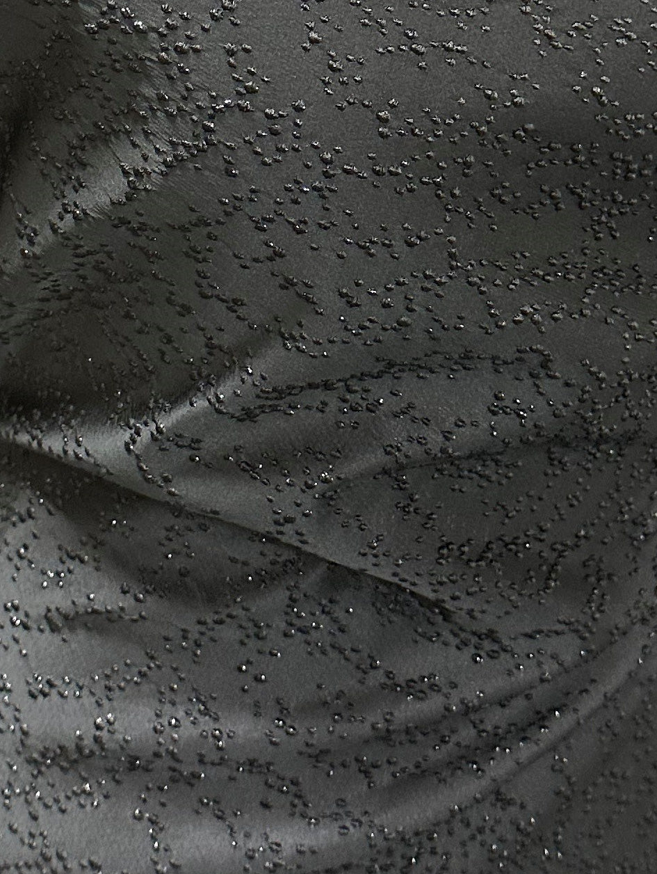 Tissu Jacquard à pois noir – Glee