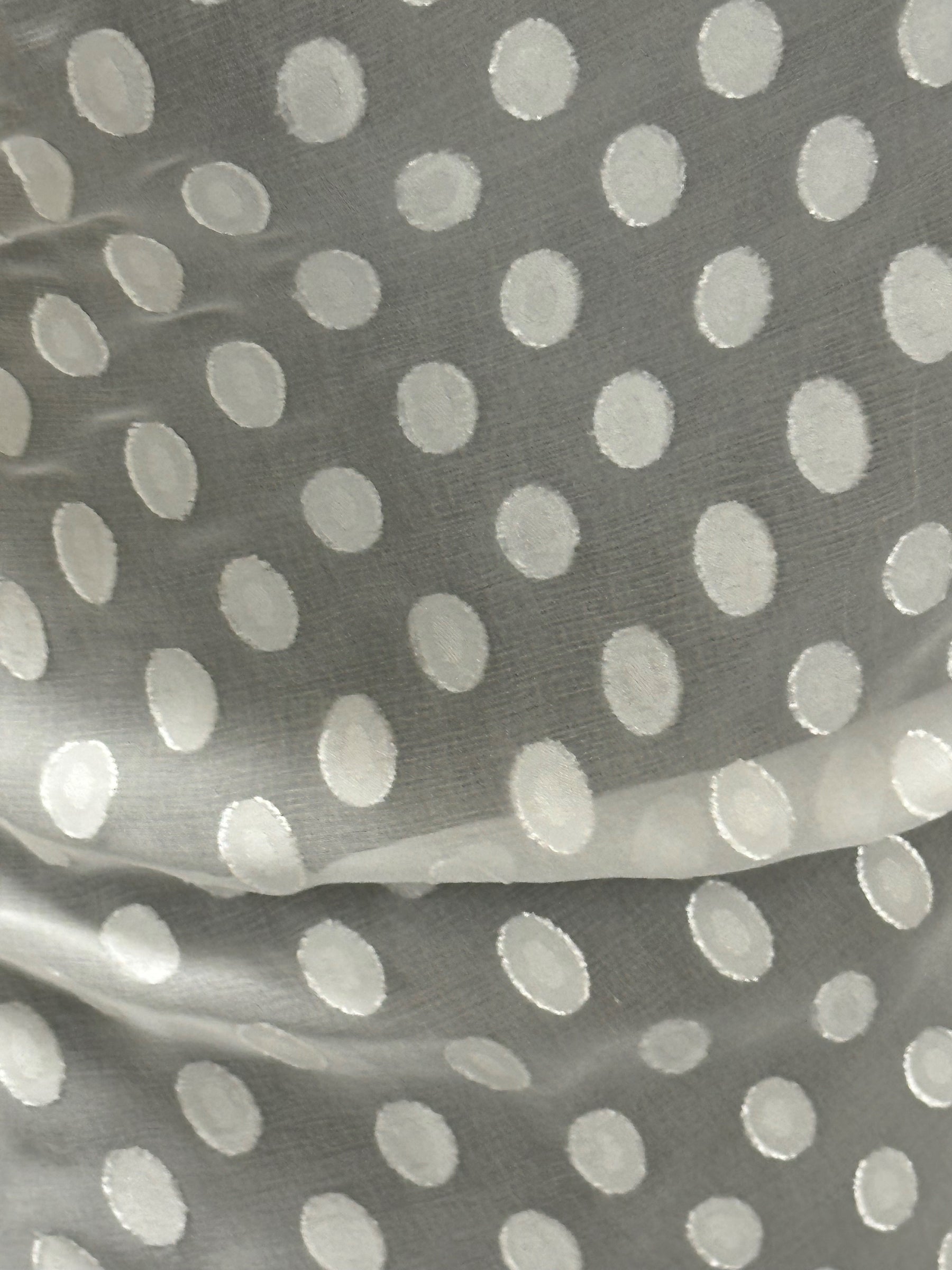 Mousseline de soie ivoire à pois en fil coupé - Renard