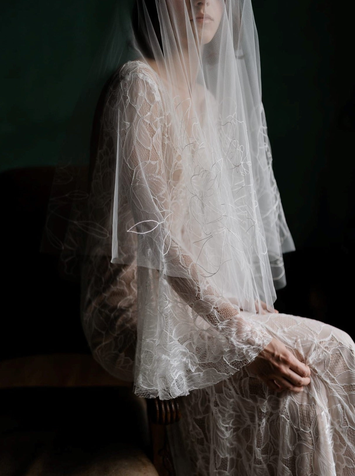 Dentelle Raschel ivoire - Carole
