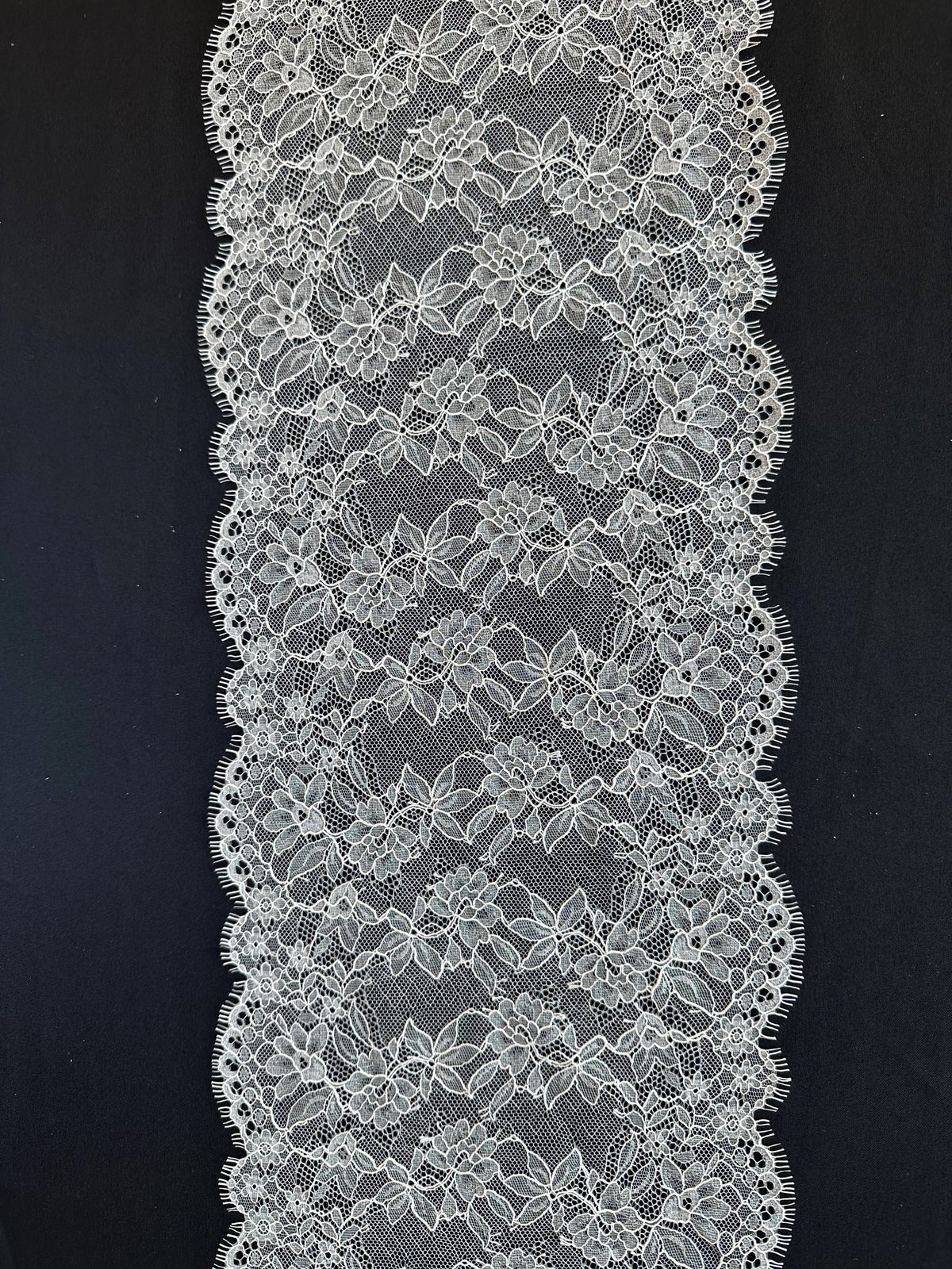 Bordure en dentelle de mariée ivoire - Corey