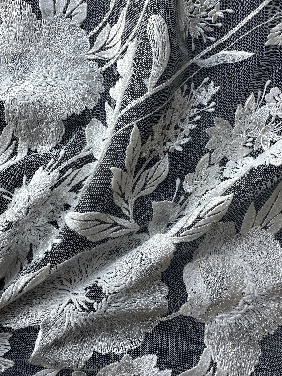 Dentelle brodée ivoire - Genby