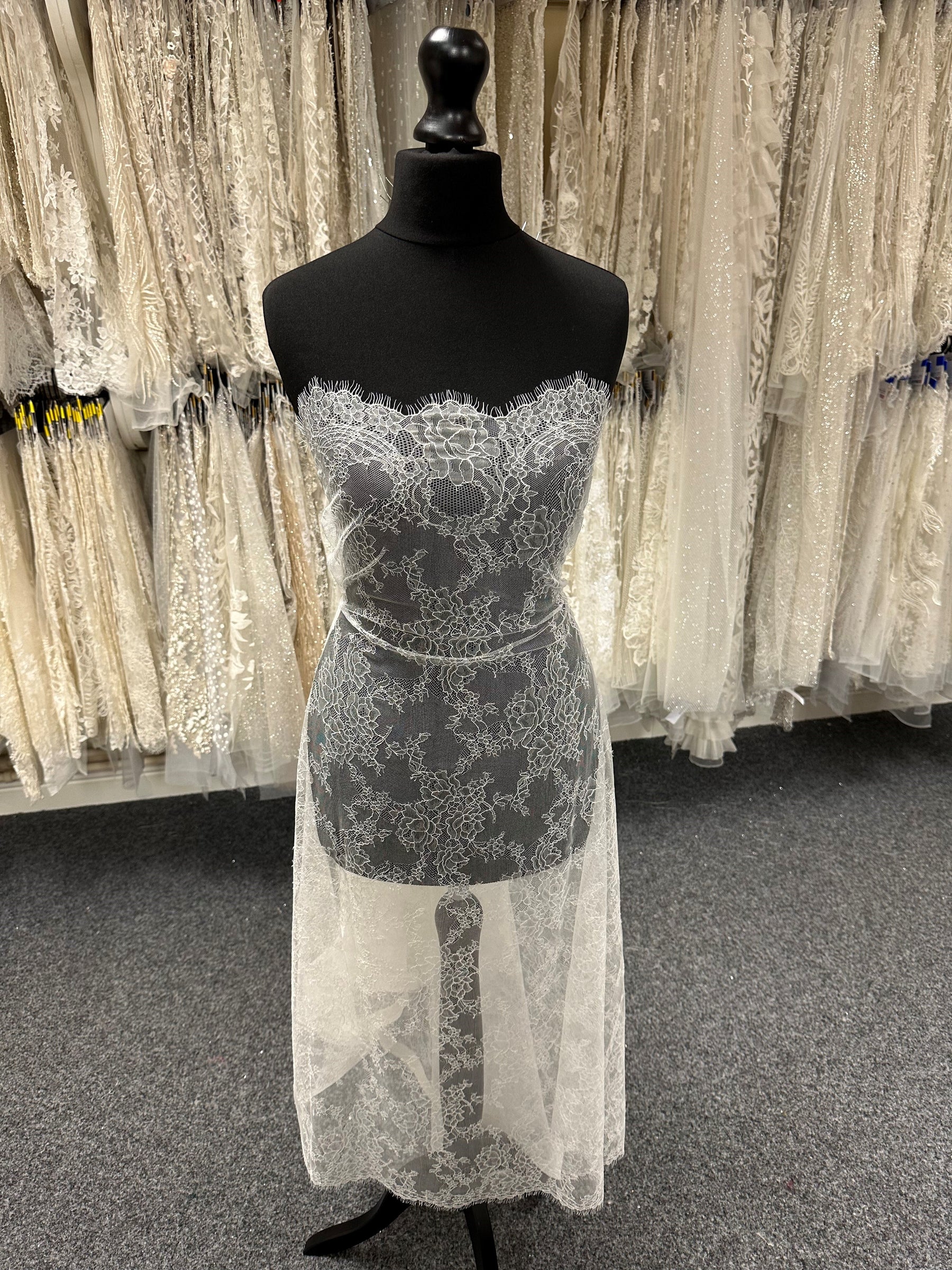 Dentelle Chantilly ivoire - Camden