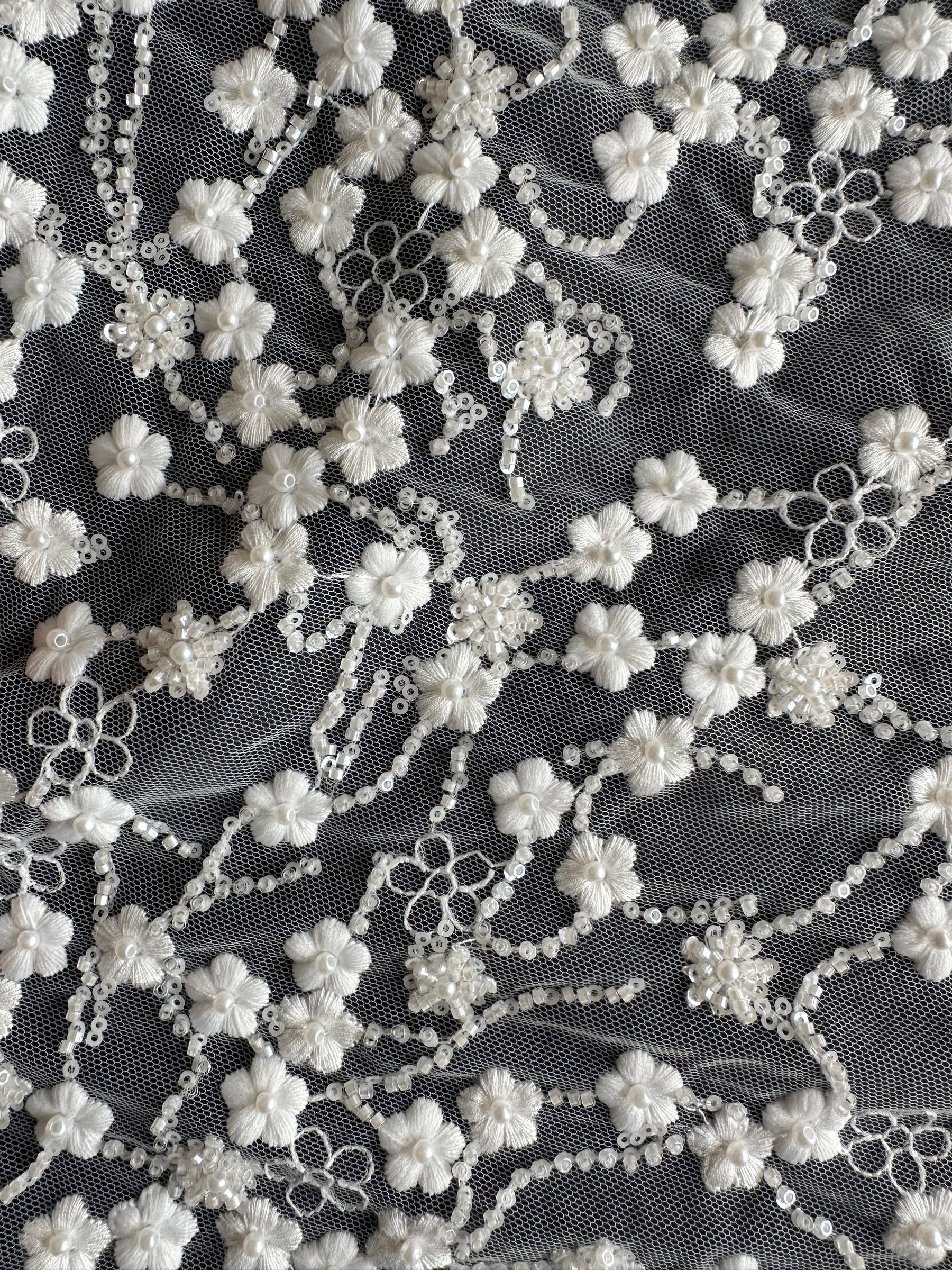 Dentelle brodée ivoire - Yuna