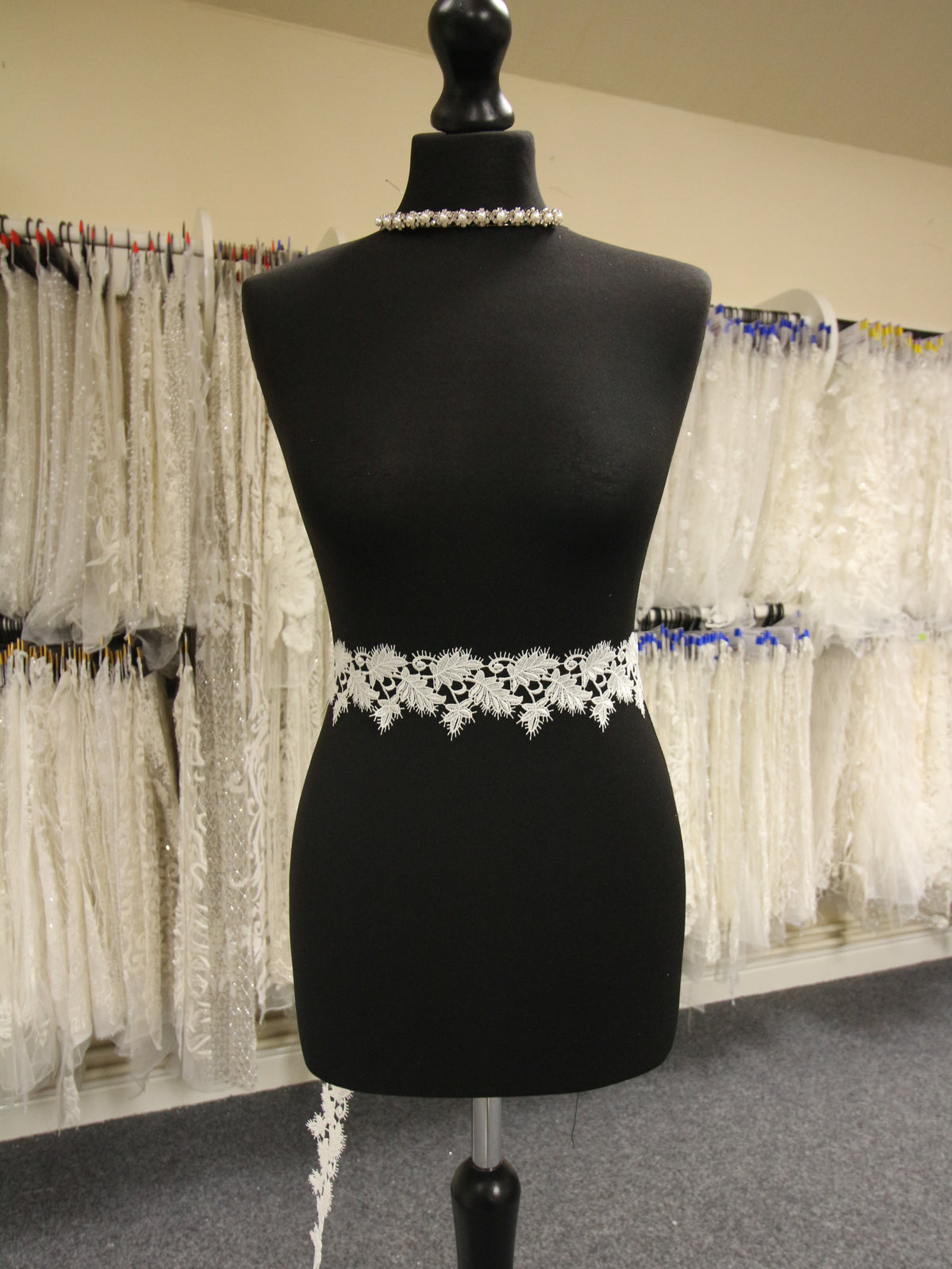 Bordure en dentelle ivoire - Palm