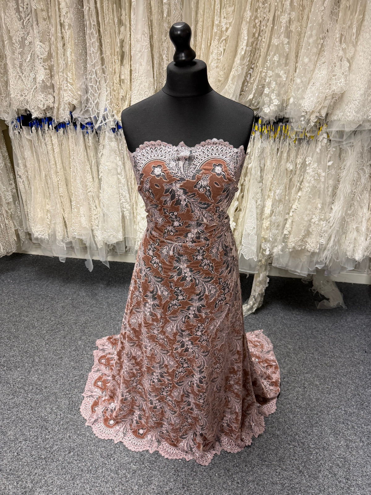 Dentelle en velours 3D effet vison - EB3023