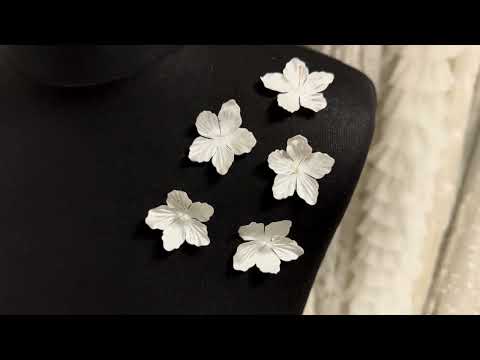 Fleurs en satin écologique ivoire - MM0039 (Sachet de 144)