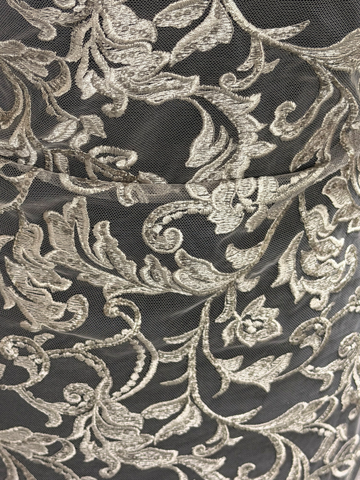 Dentelle brodée de sequins gris - Richina