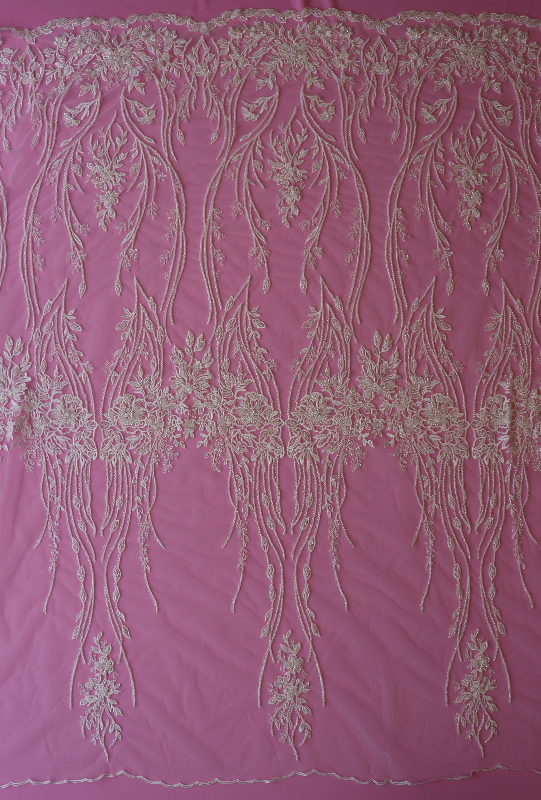 Dentelle perlée ivoire - Drusilla
