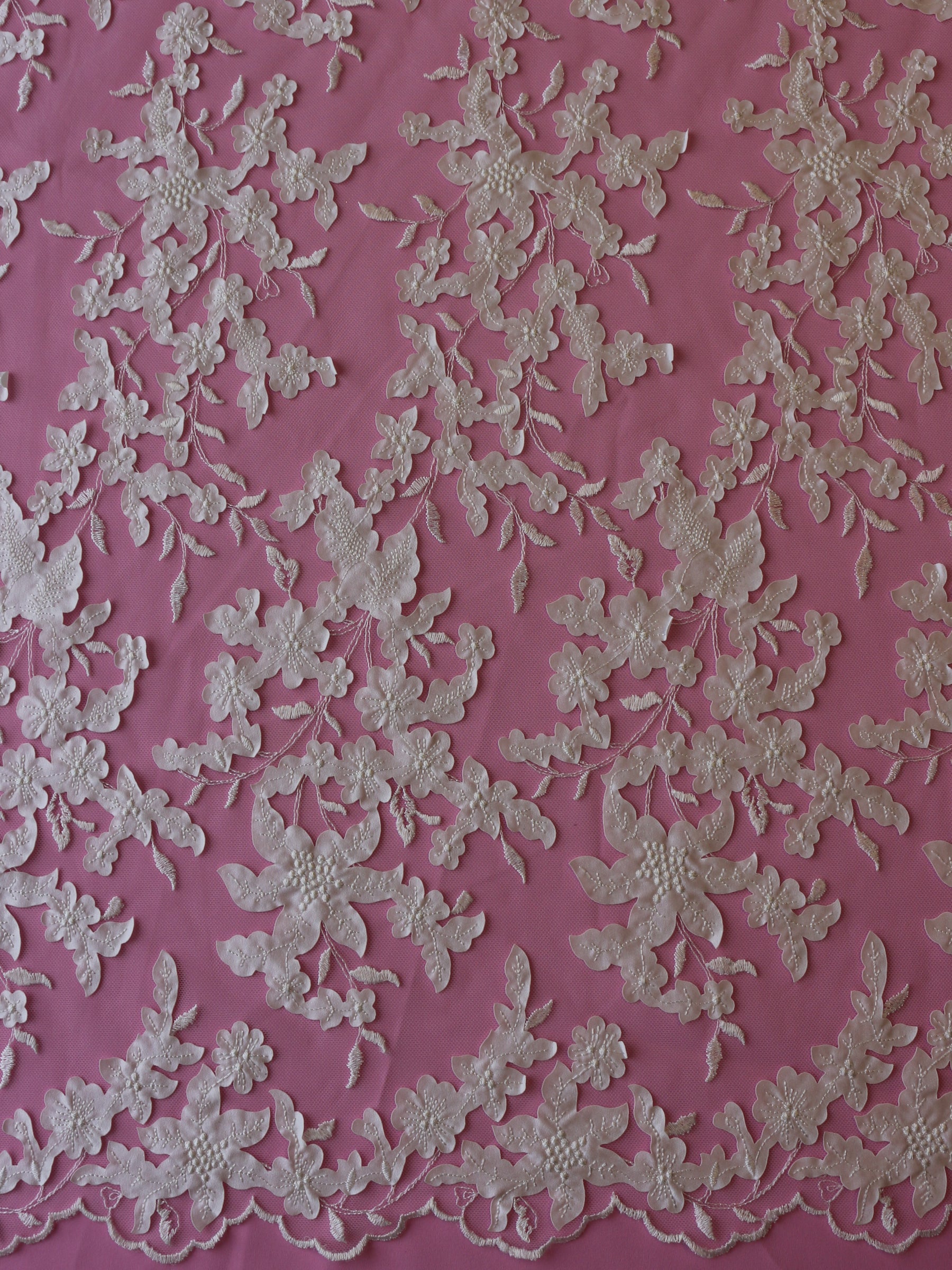 Dentelle laser ivoire - Nasrin