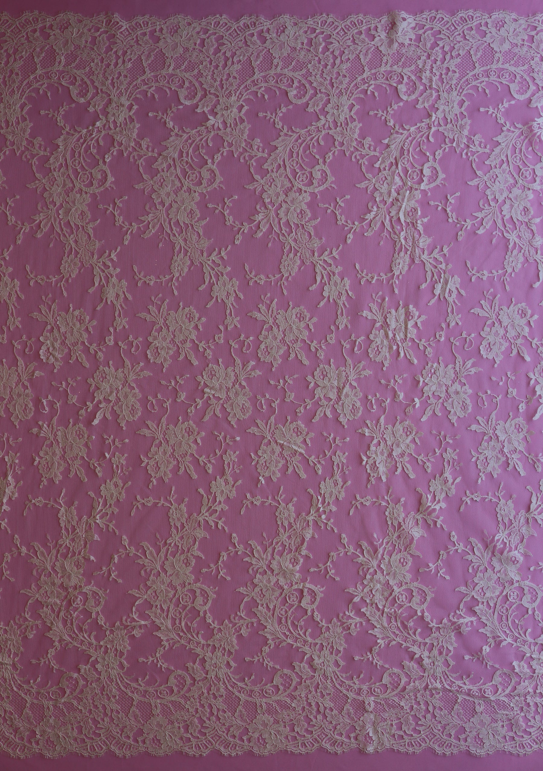 Dentelle Chantilly ivoire biologique - Hima