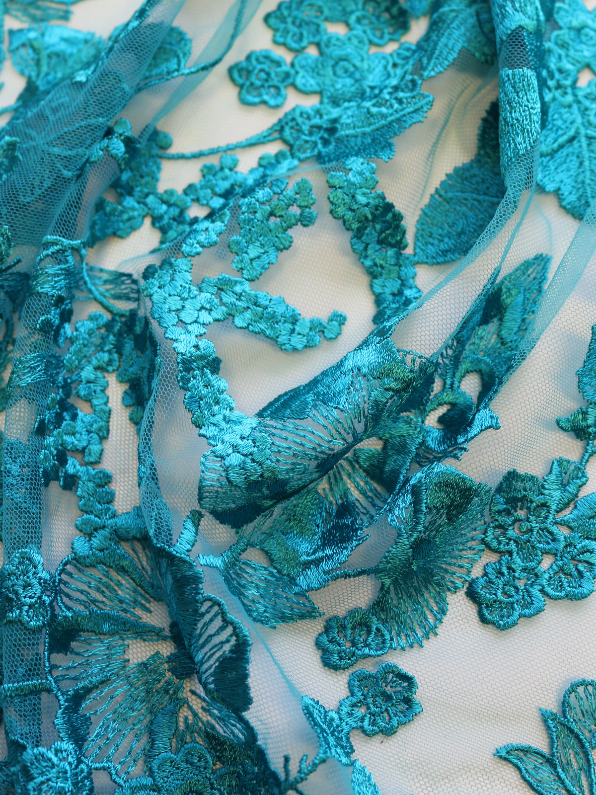 Dentelle Broderie Peacock - Garbo