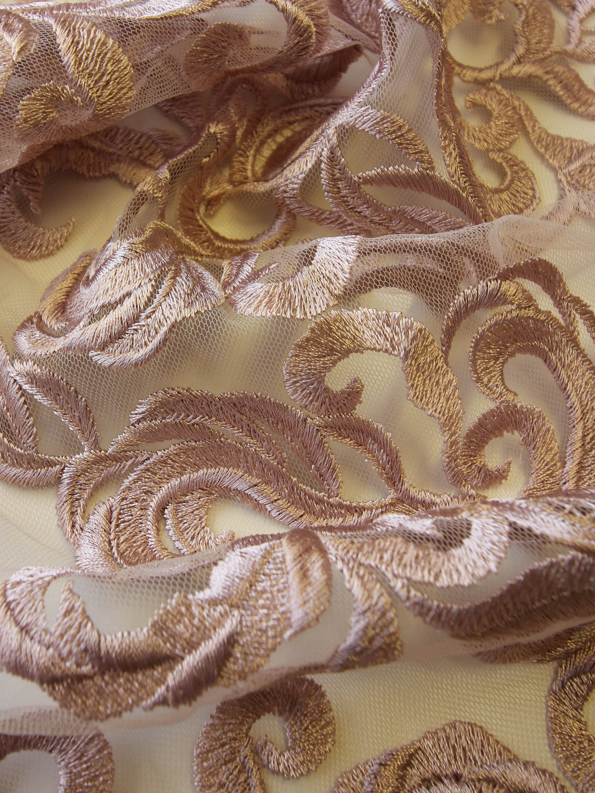 Dentelle Brodée Rose - Binta