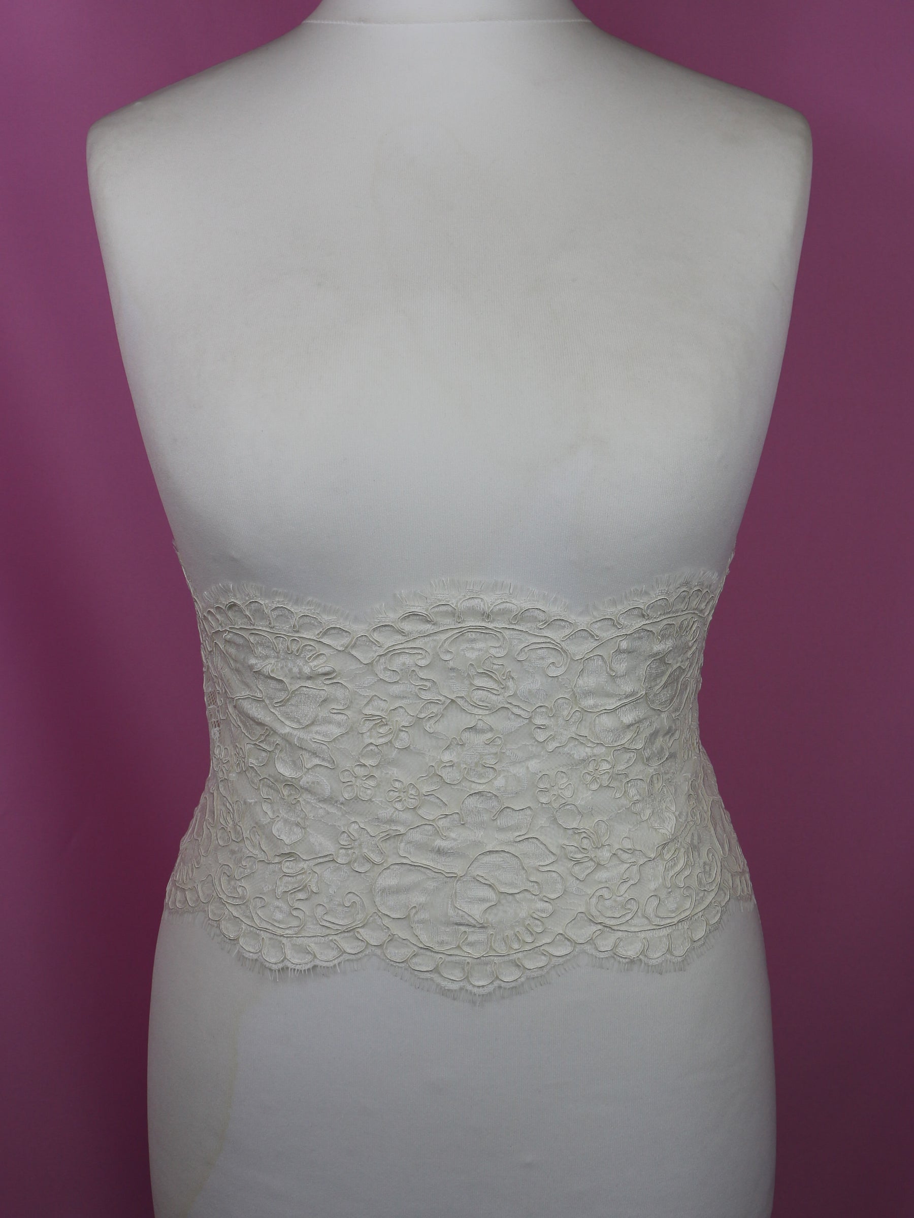 Bordure en Dentelle Ivoire - Stella
