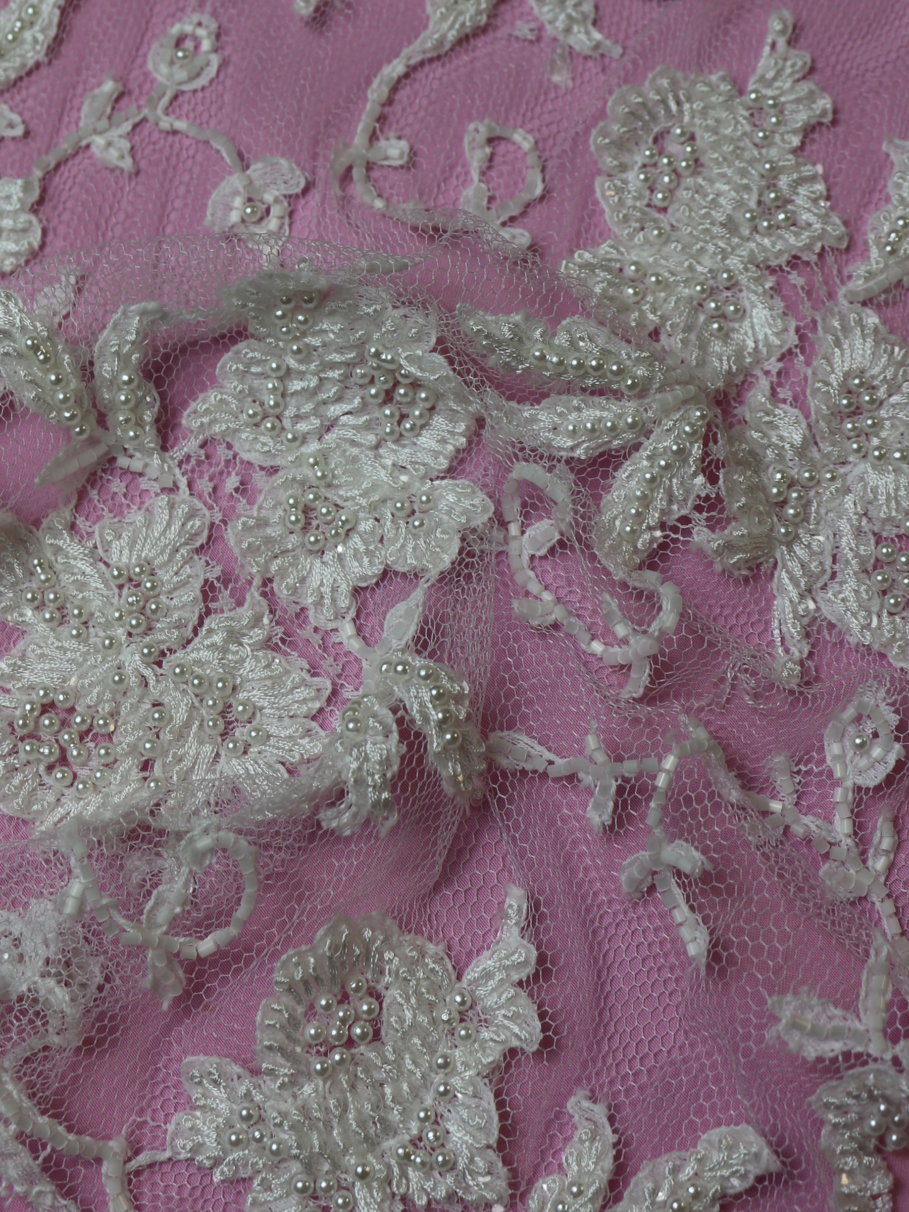 Dentelle Chantilly Perlée Blanche - Annalisa