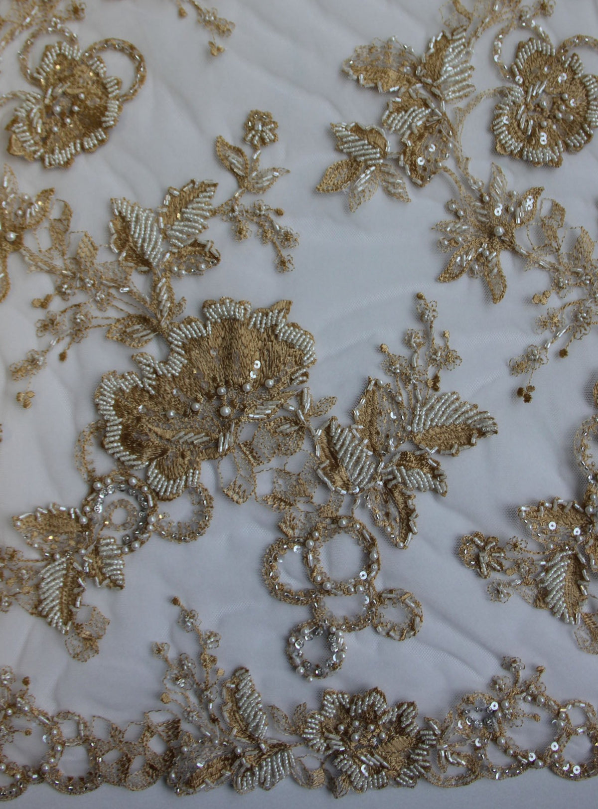 Dentelle beige - Roberta.