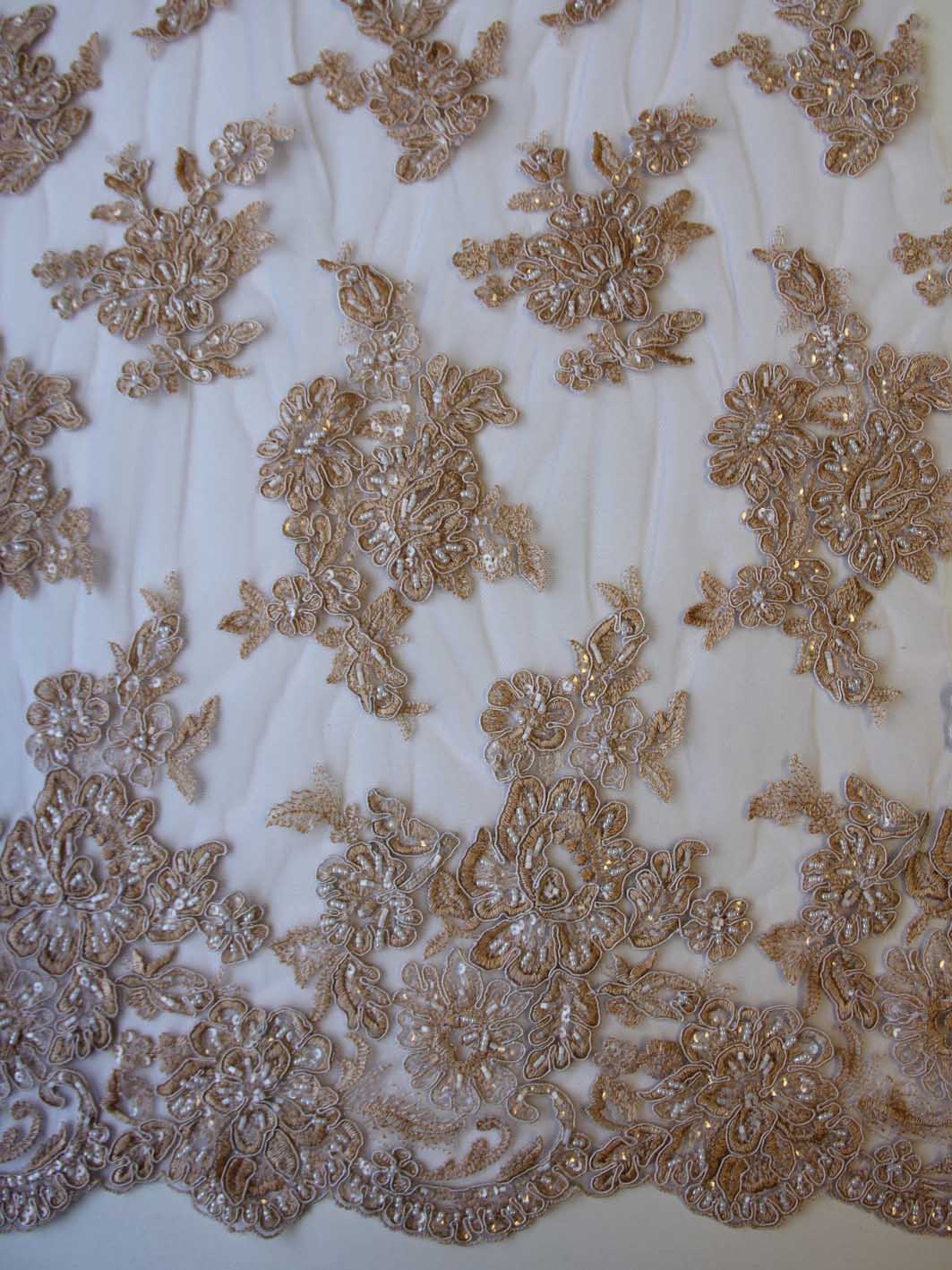Dentelle beige - Victoria.