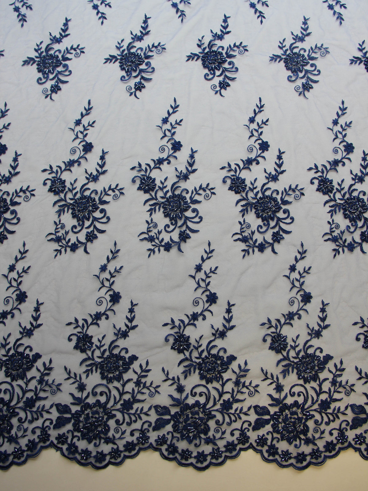 Dentelle de broderie perlée bleu royal - Halo