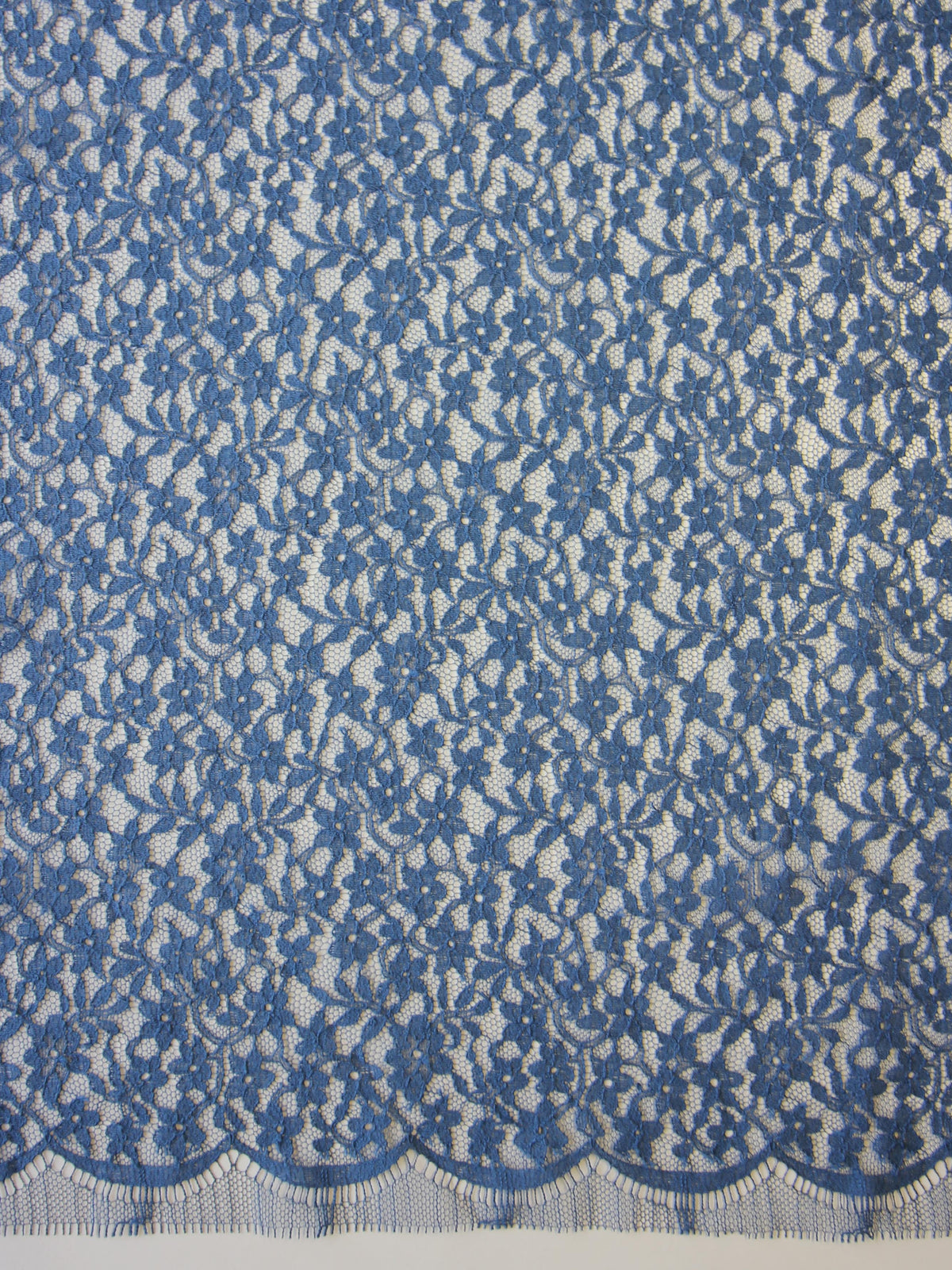 Dentelle Chantilly Bleue - Solange