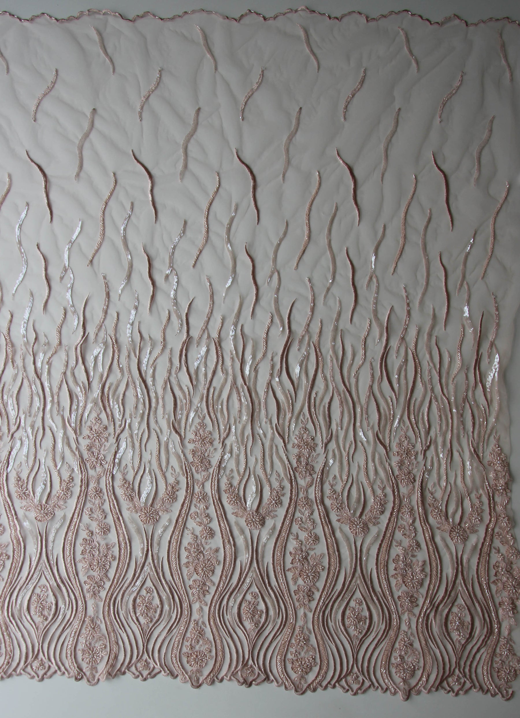 Dentelle Perlée Blush - Lorna