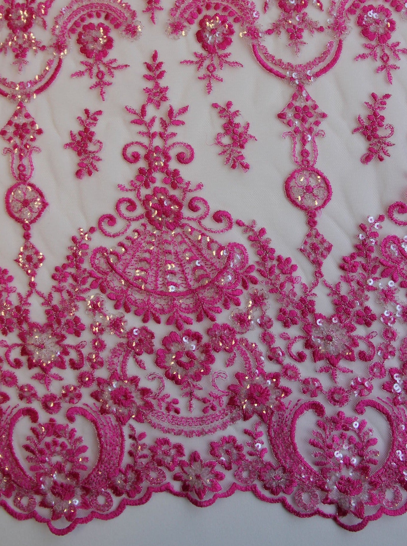 Dentelle rose bonbon - Rubis.