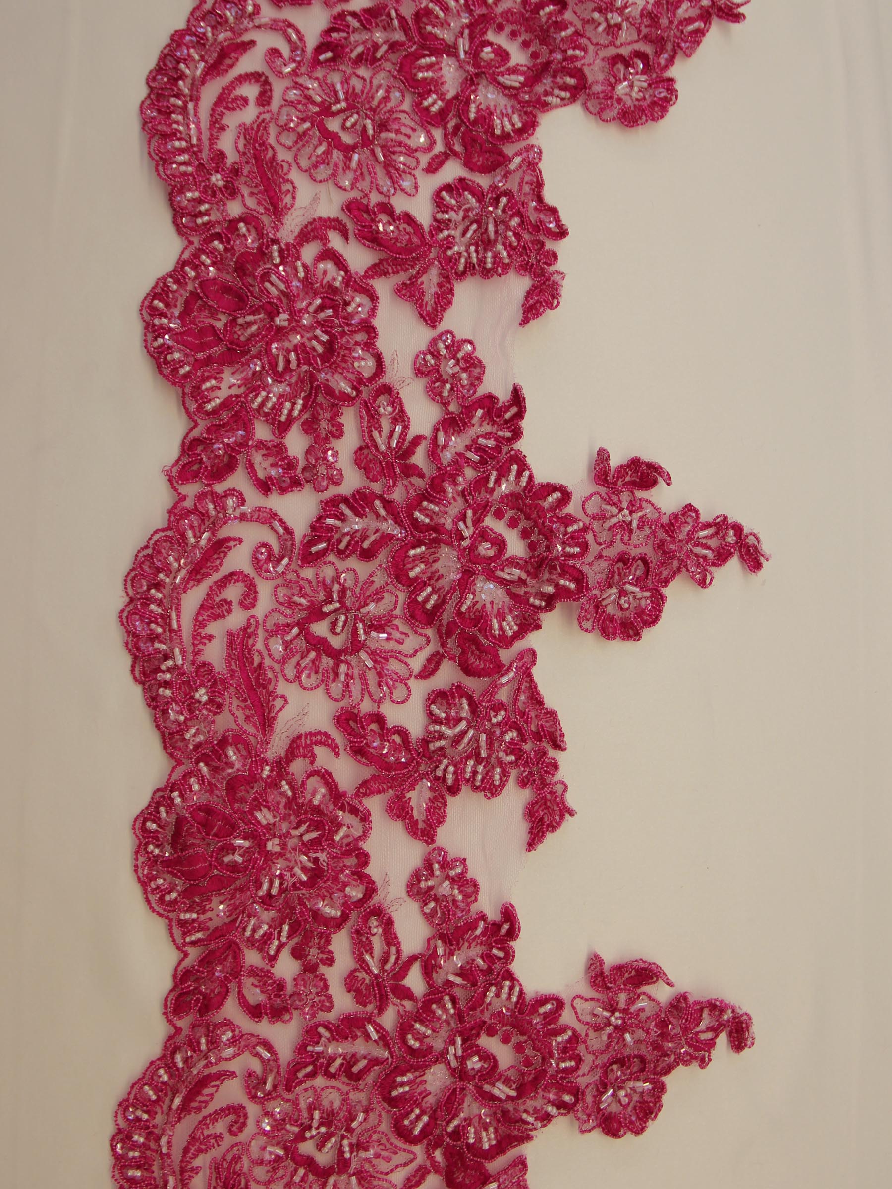 Bordure en dentelle rose passion - Victoria.