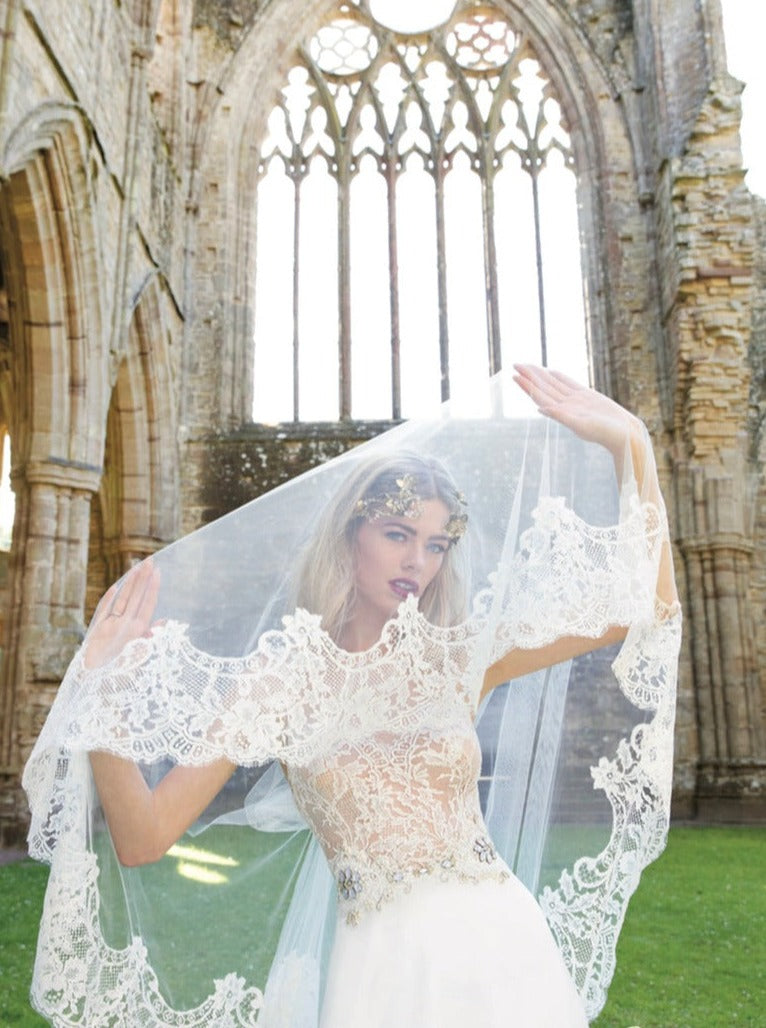 Dentelle Chantilly Ivoire - Kate