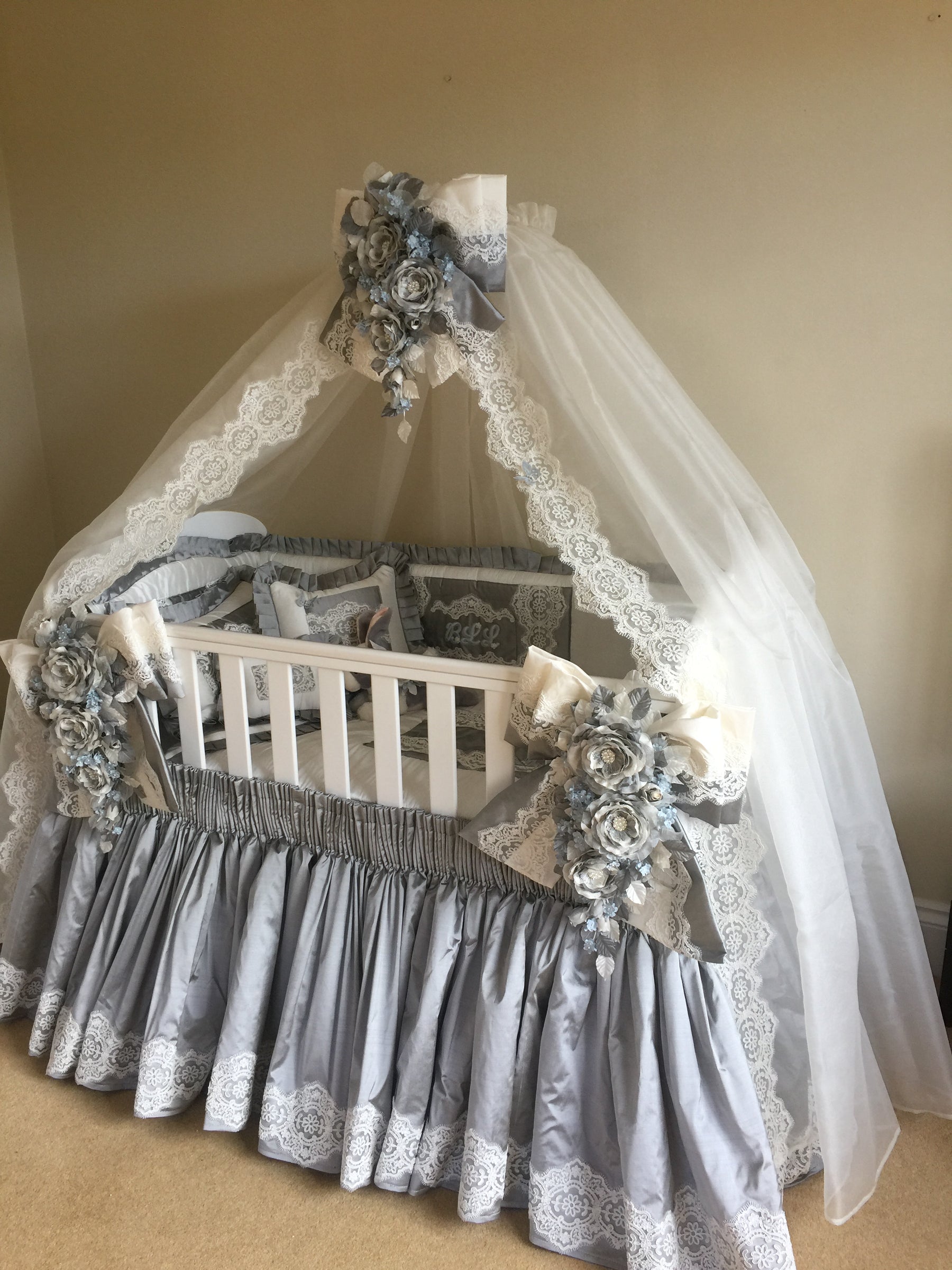 Bordure en dentelle ivoire cordée – Agapanthus