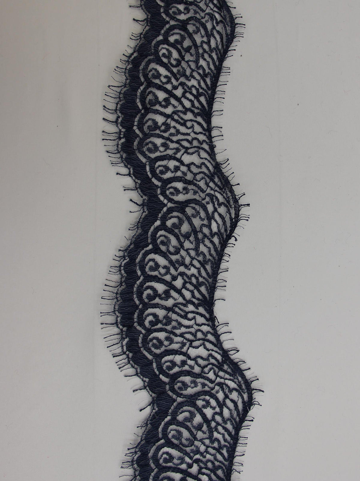 Bordure en dentelle bleu francais - Felicity.