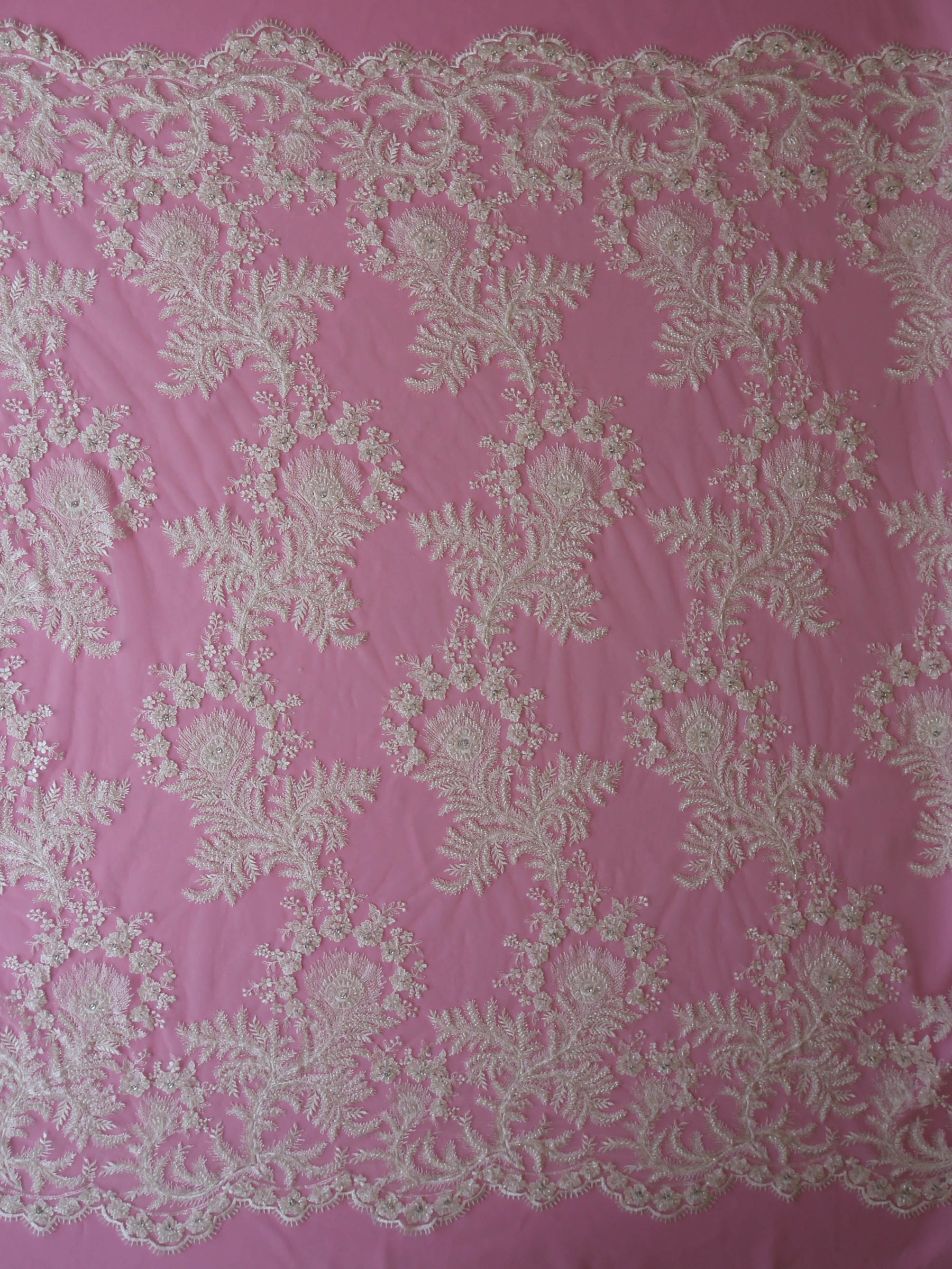 Dentelle Perlée Ivoire - Cara
