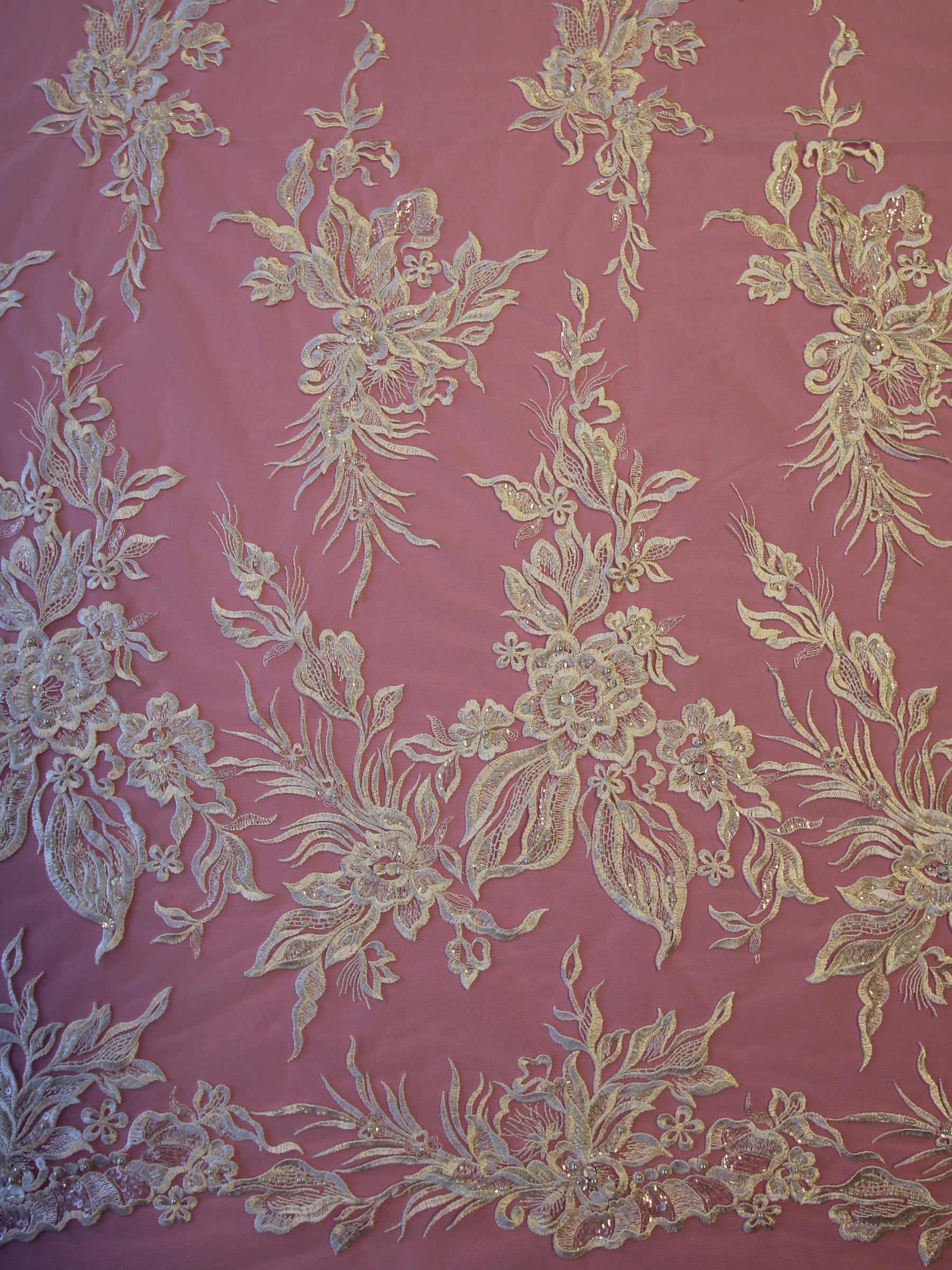 Dentelle Broderie Ivoire – Sian