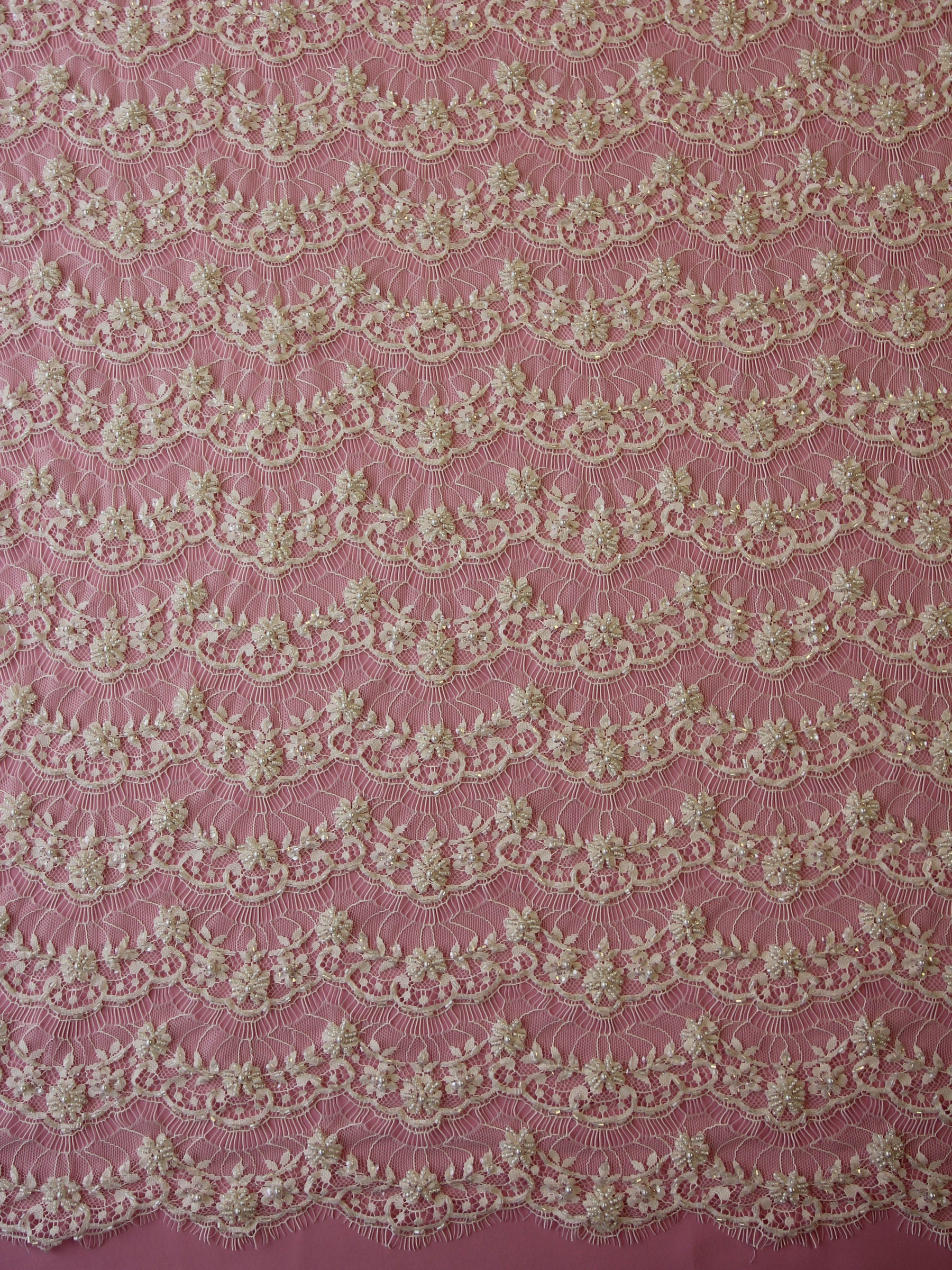 Dentelle Perlée Ivoire - Céline