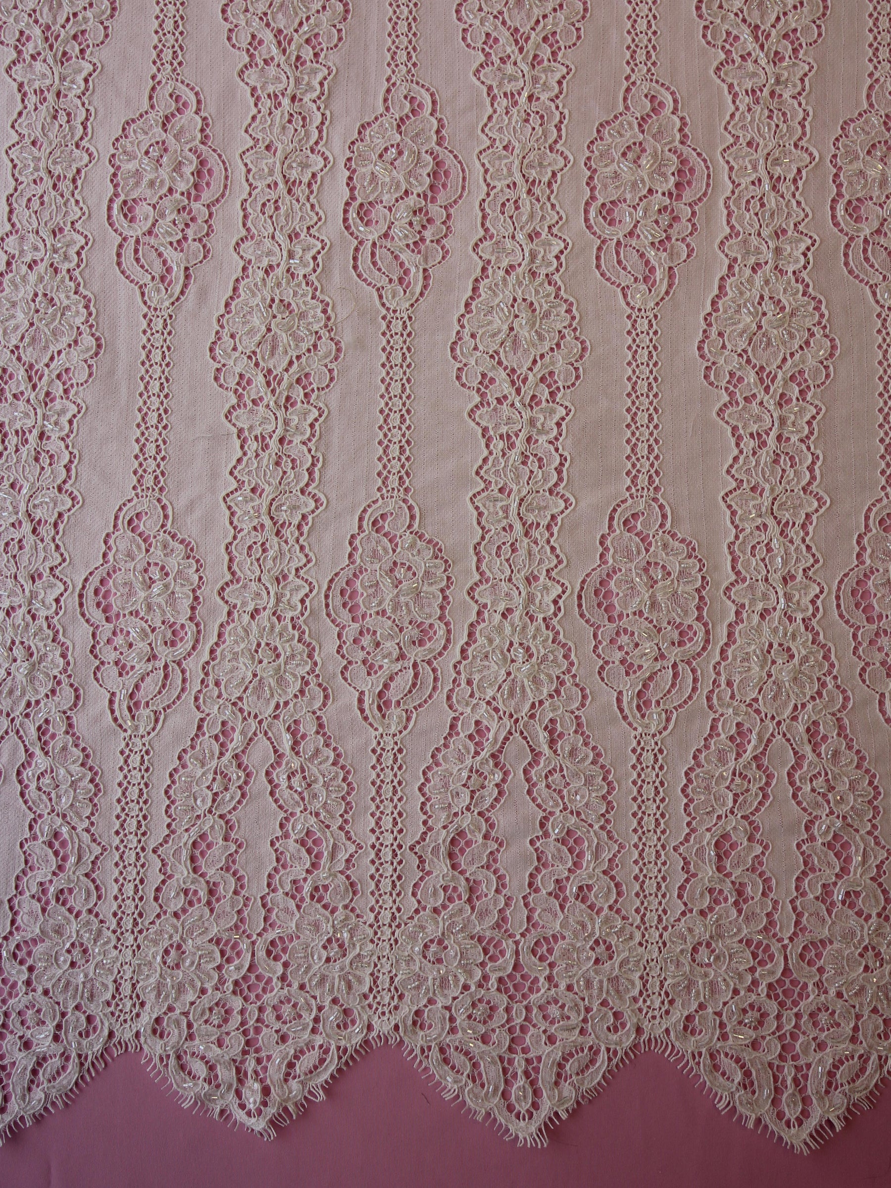 Dentelle Perlée Ivoire - Magnolia