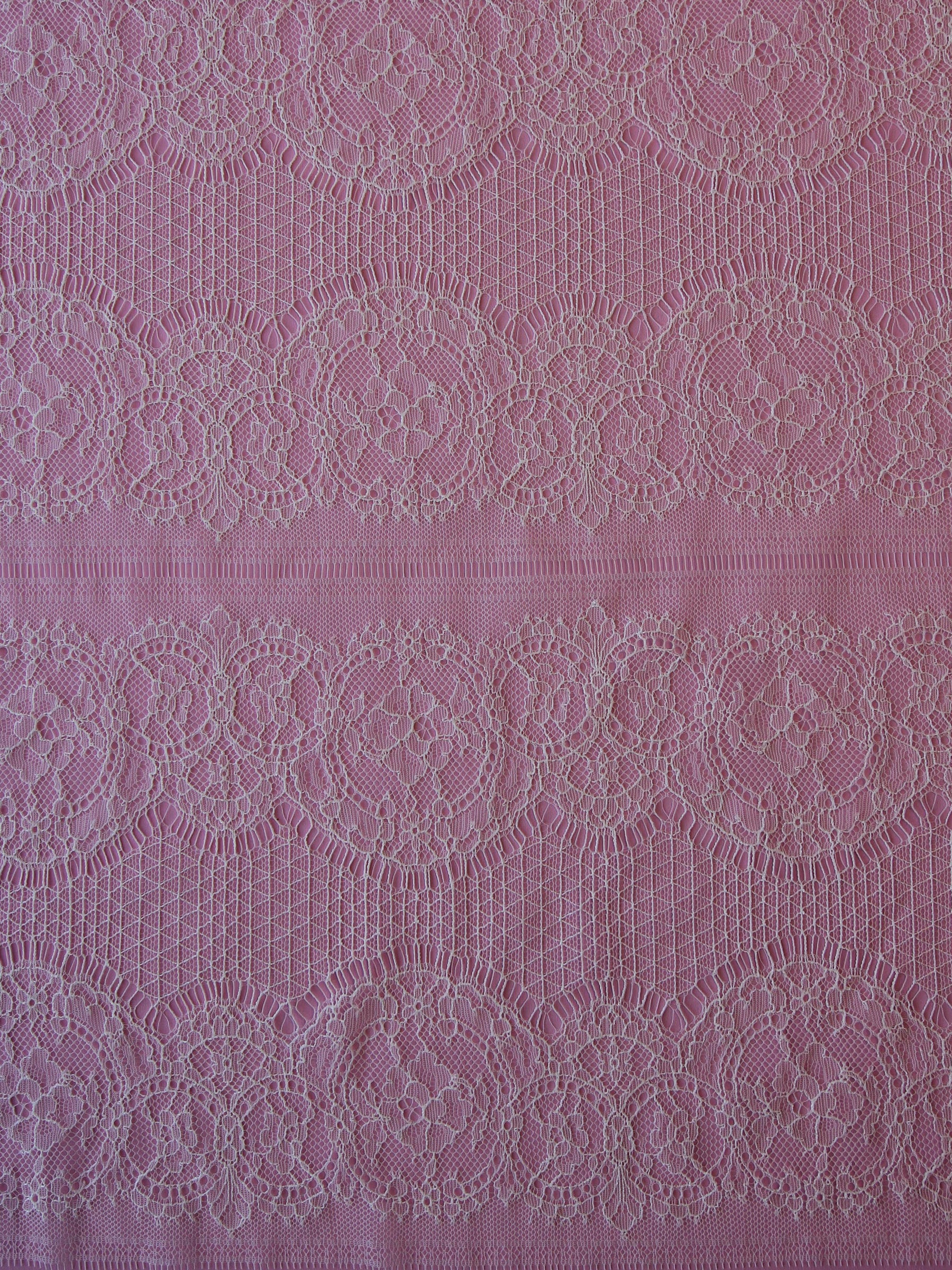 Dentelle Chantilly Ivoire - Merritt