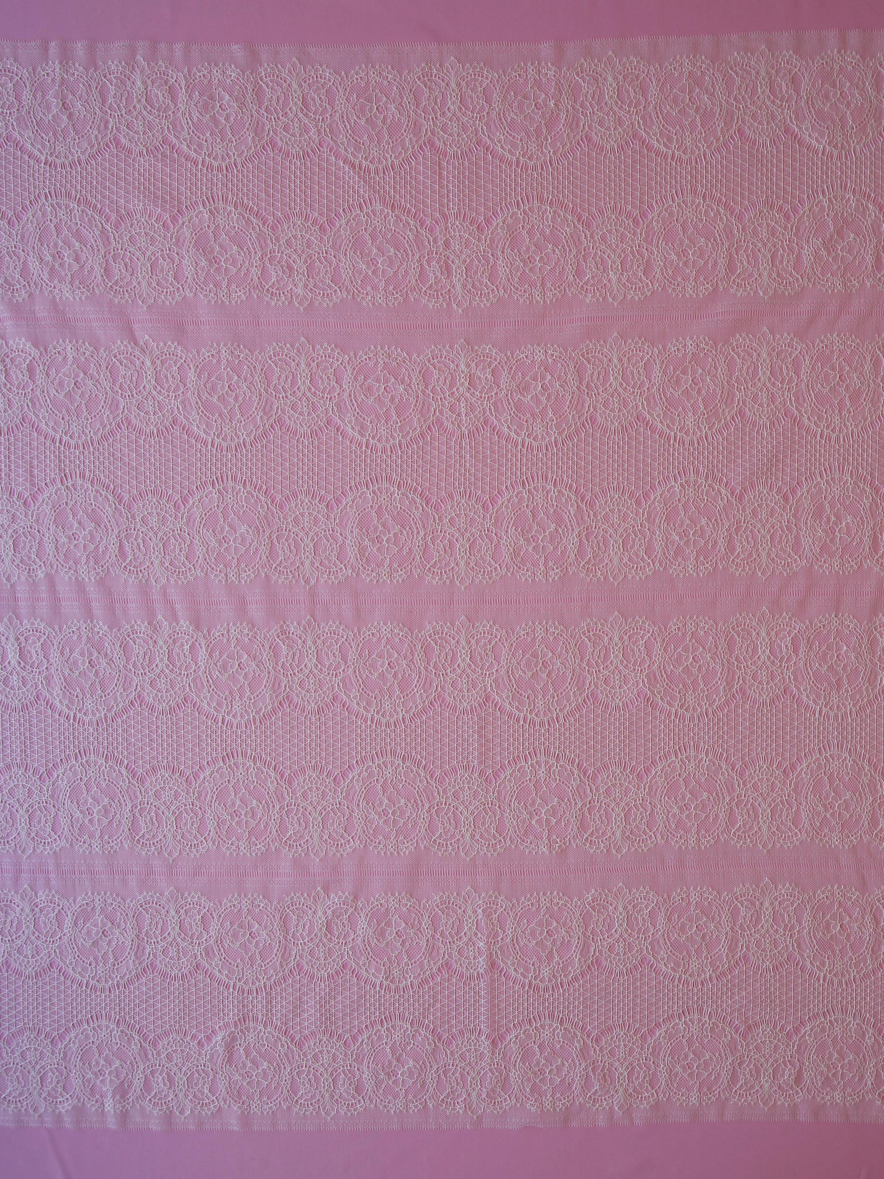Dentelle Chantilly Ivoire - Merritt